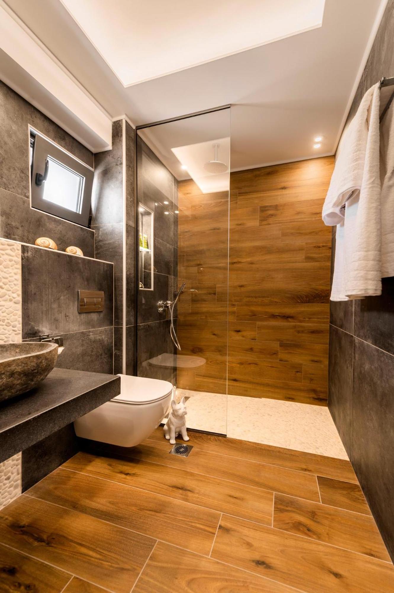 Basic Triple Room photo 3