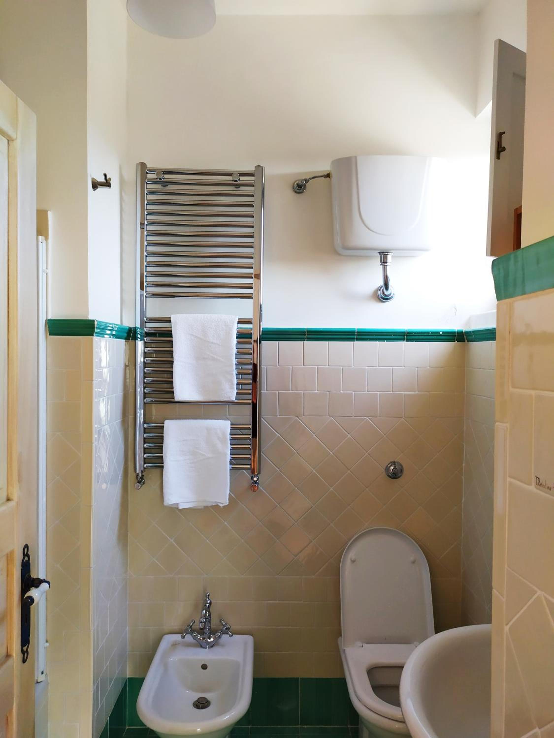 Double Room - Photo 4