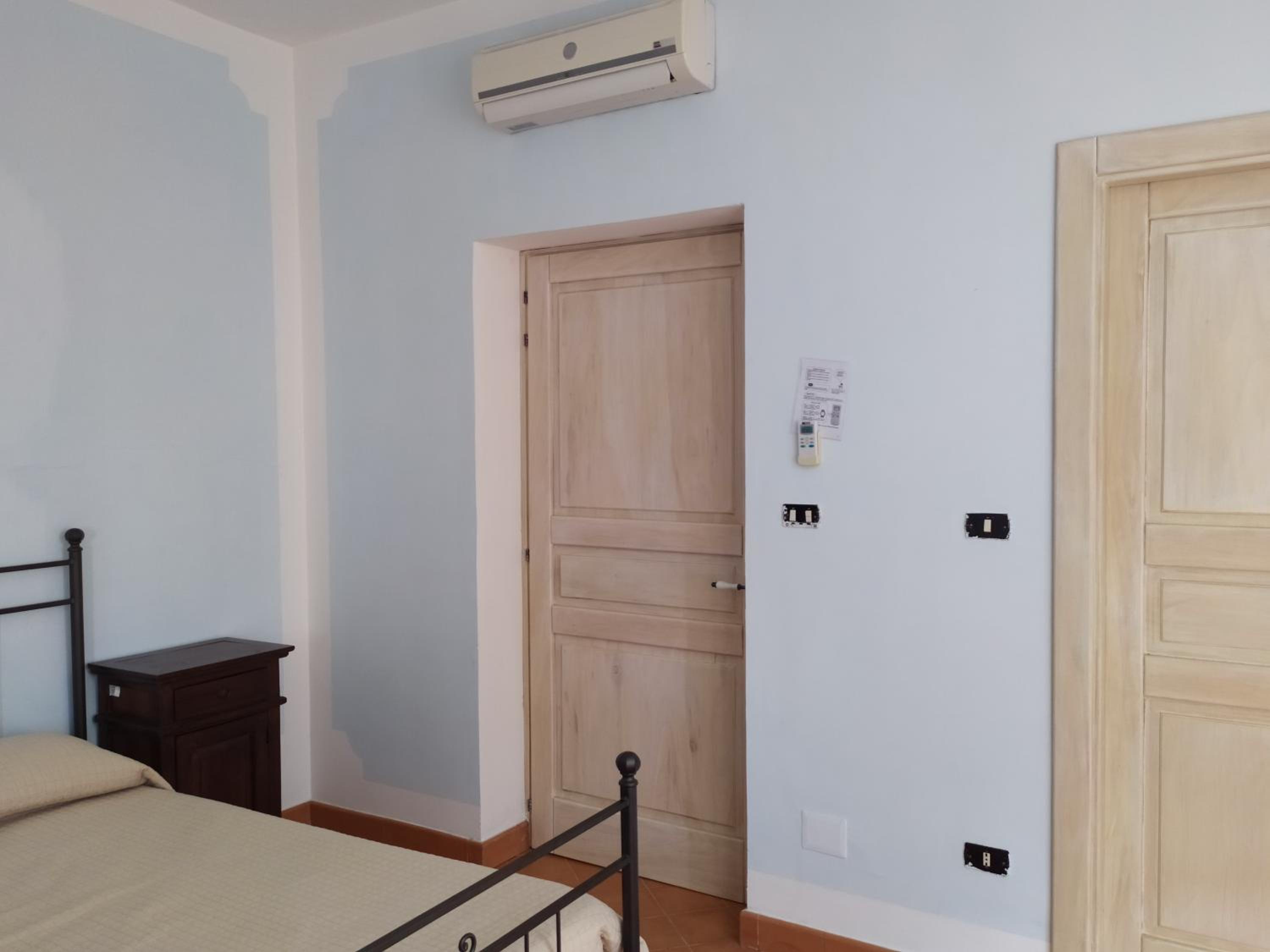Double Room - Photo 6