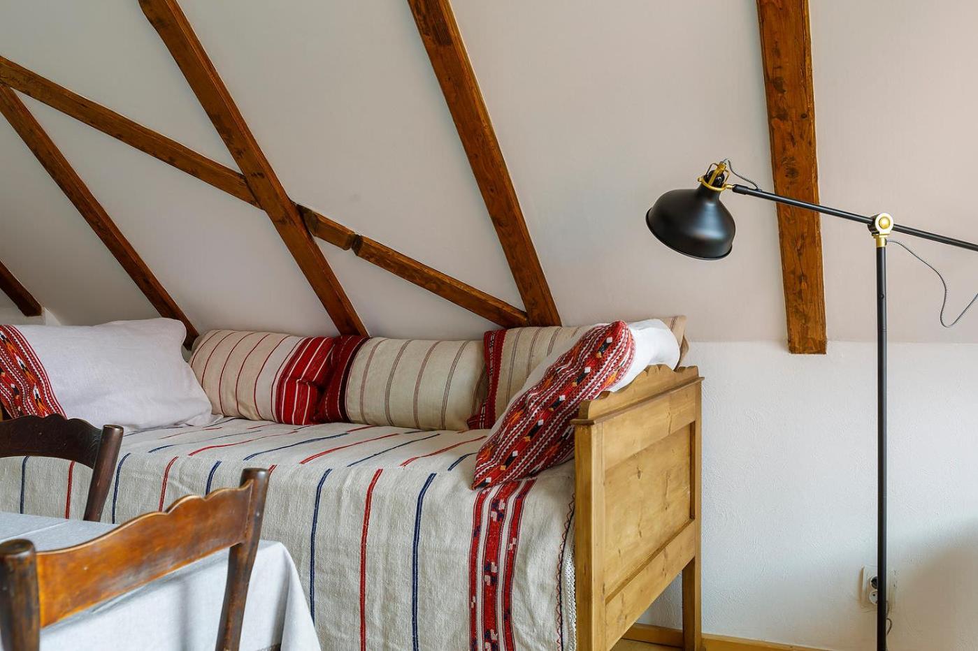 One-Bedroom Suite - Photo 17