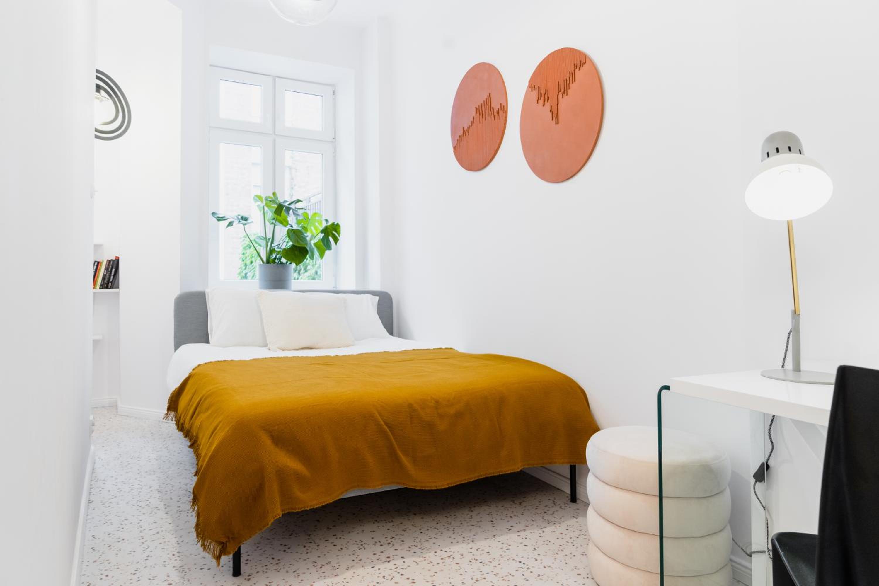 Three-Bedroom Apartment - Photo 7