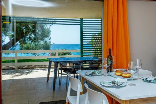 No 3. Two-Bedroom Apartment with Terrace and Sea View - Ground Floor photo 1