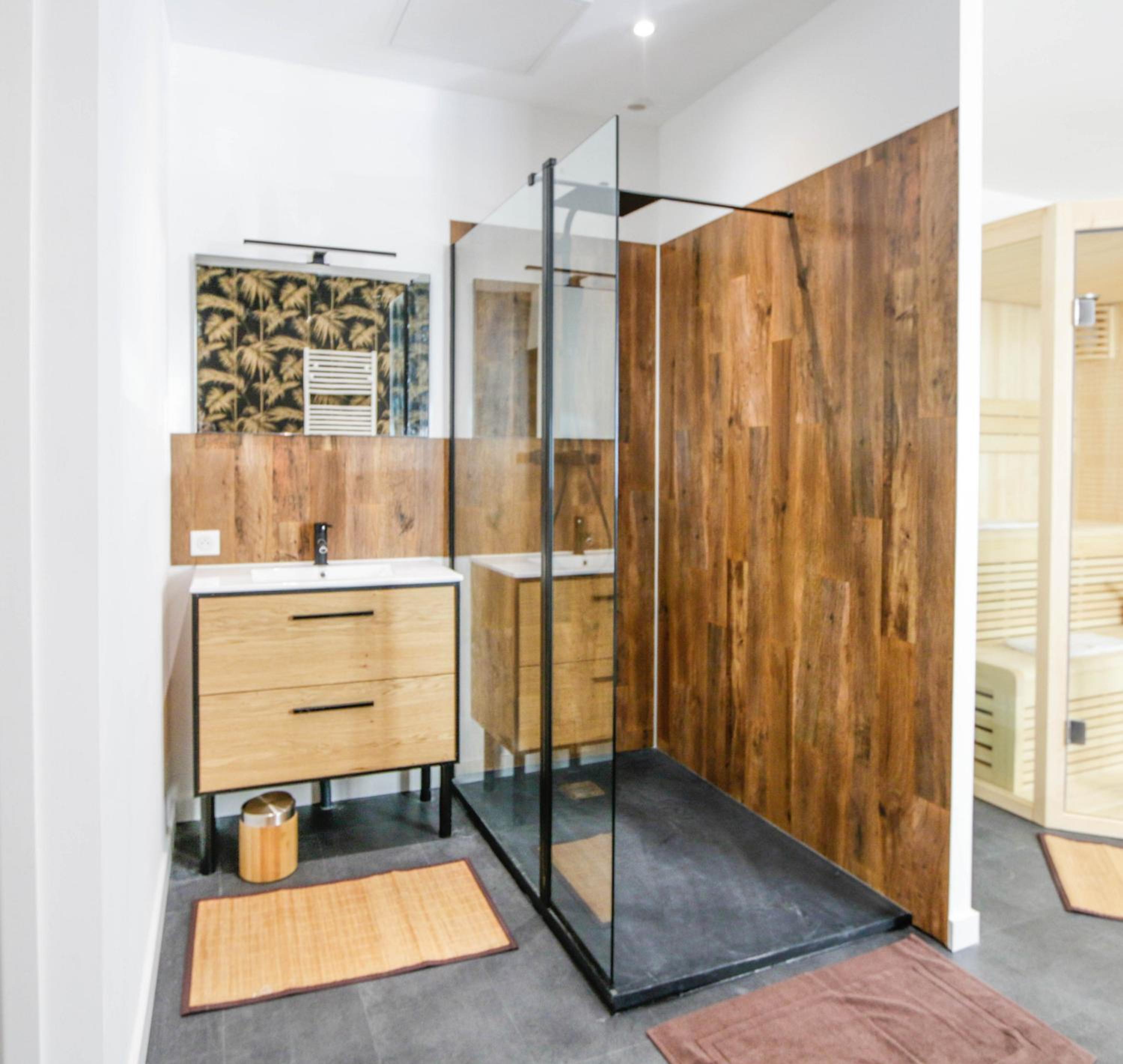 One-Bedroom Apartment - Photo 6