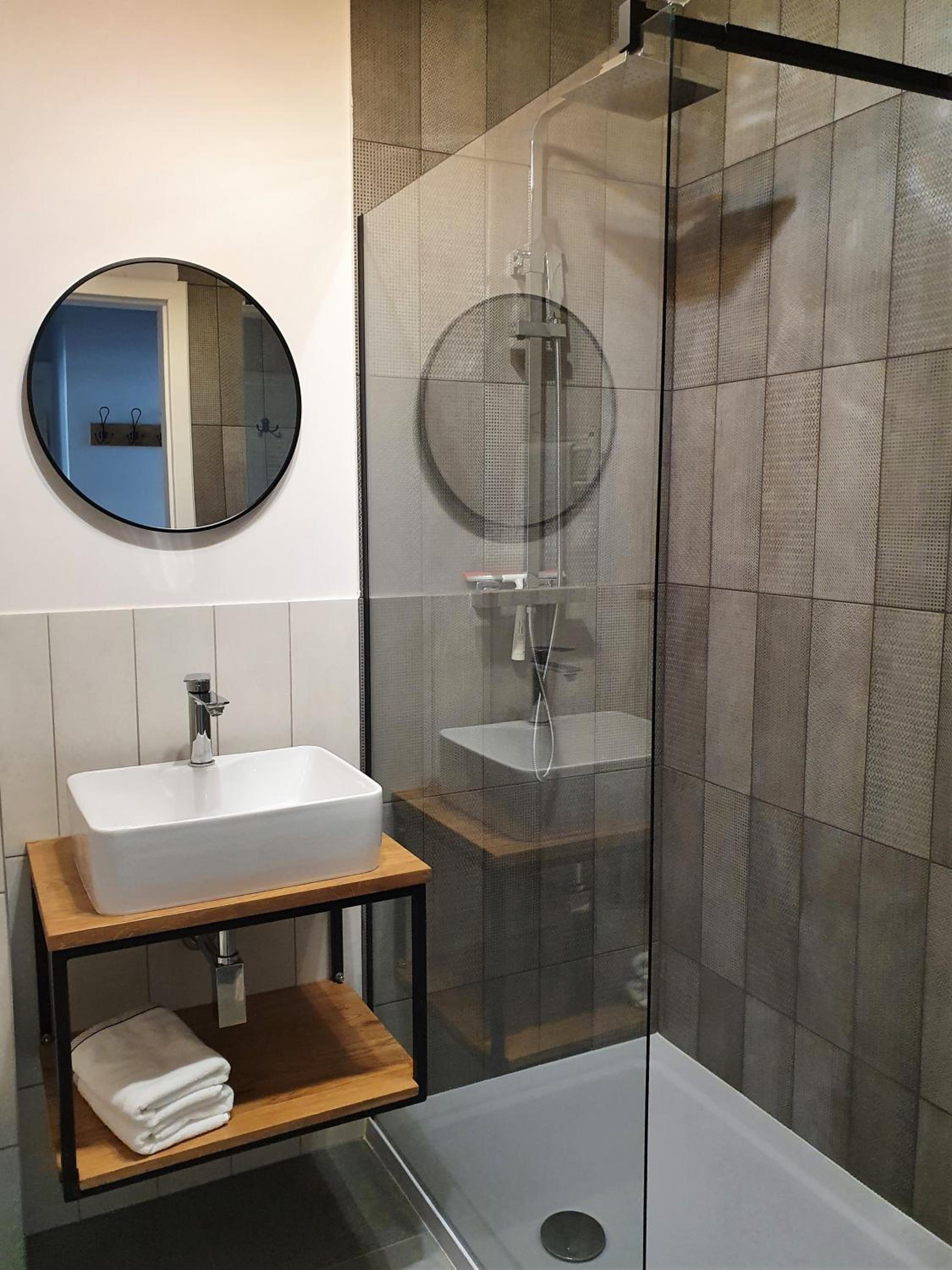 Apartment - Photo 4