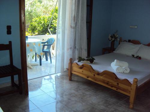 Triple Room with Balcony