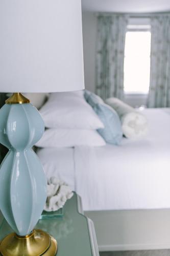 Standard King Room photo 2