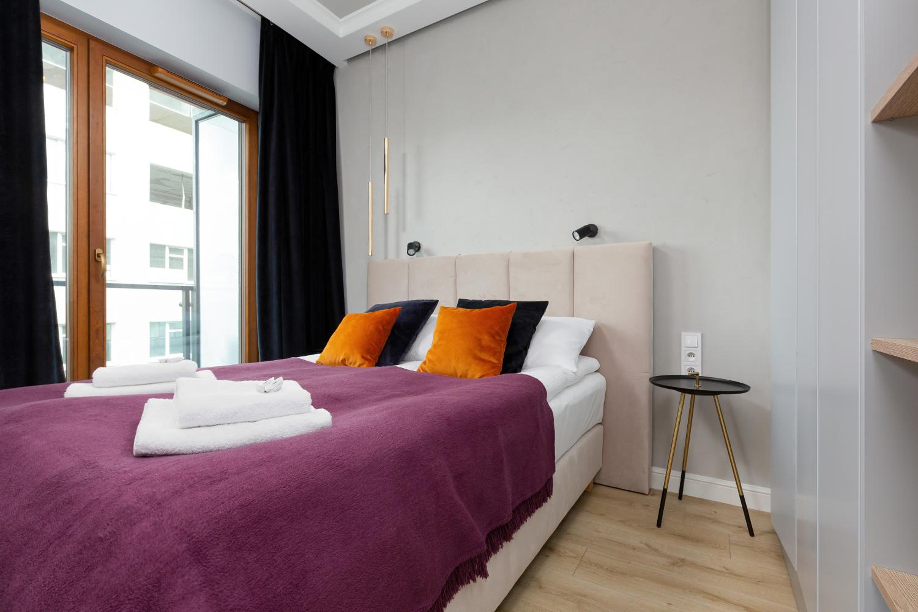Deluxe Apartment