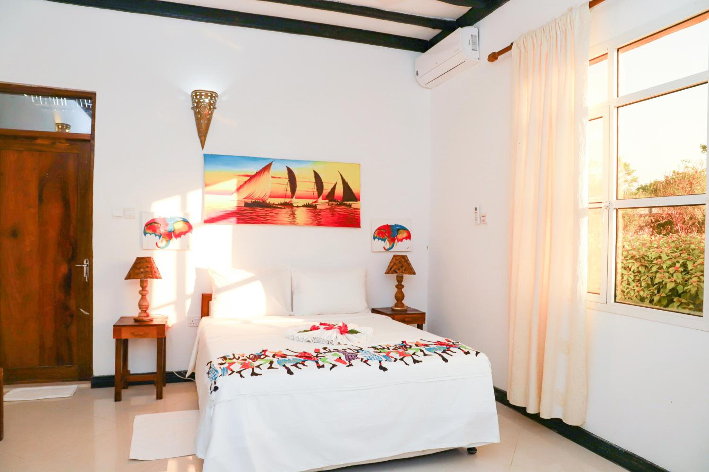Budget Double Room photo 2
