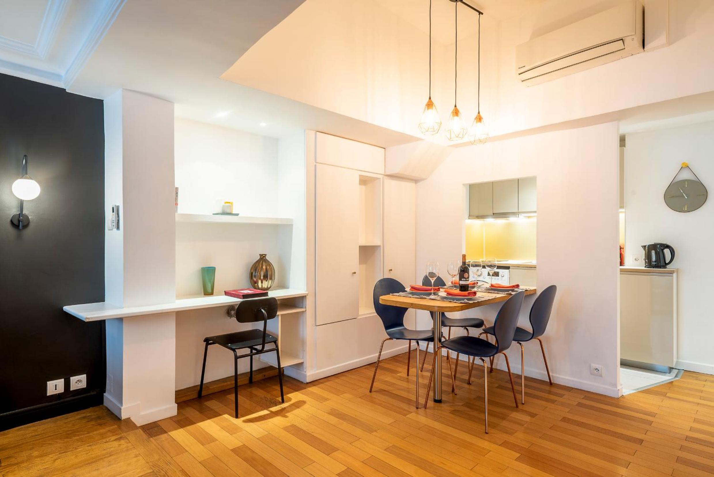 Apartment photo 1