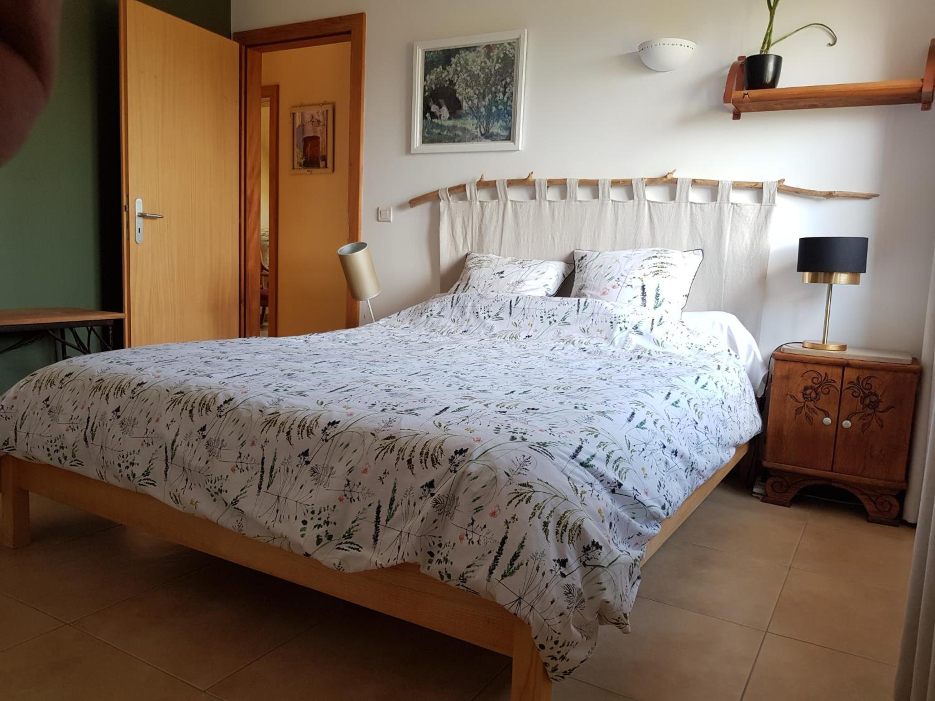 Double Room with Private Bathroom - Photo 7