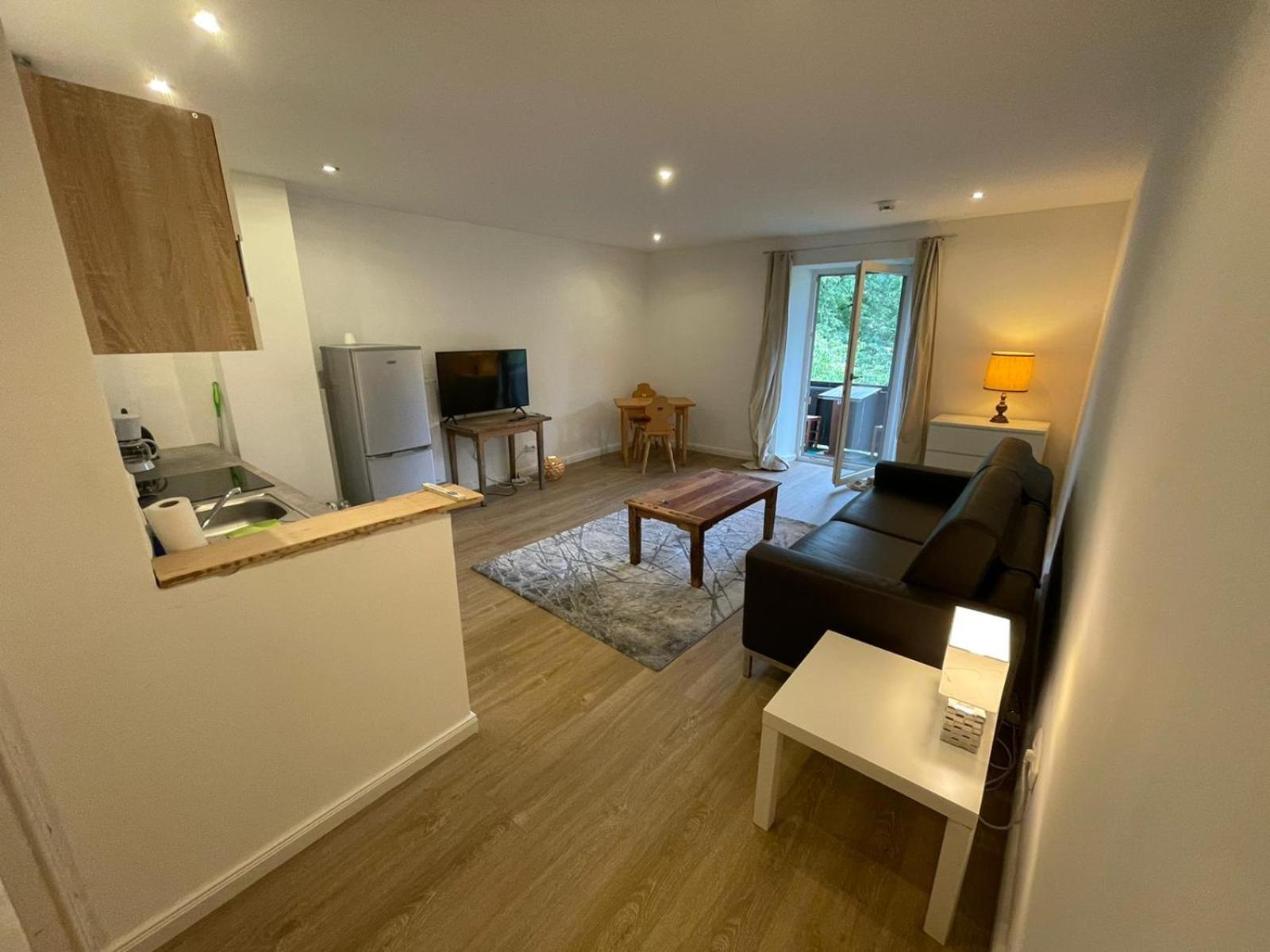 Apartment with Mountain View photo 1