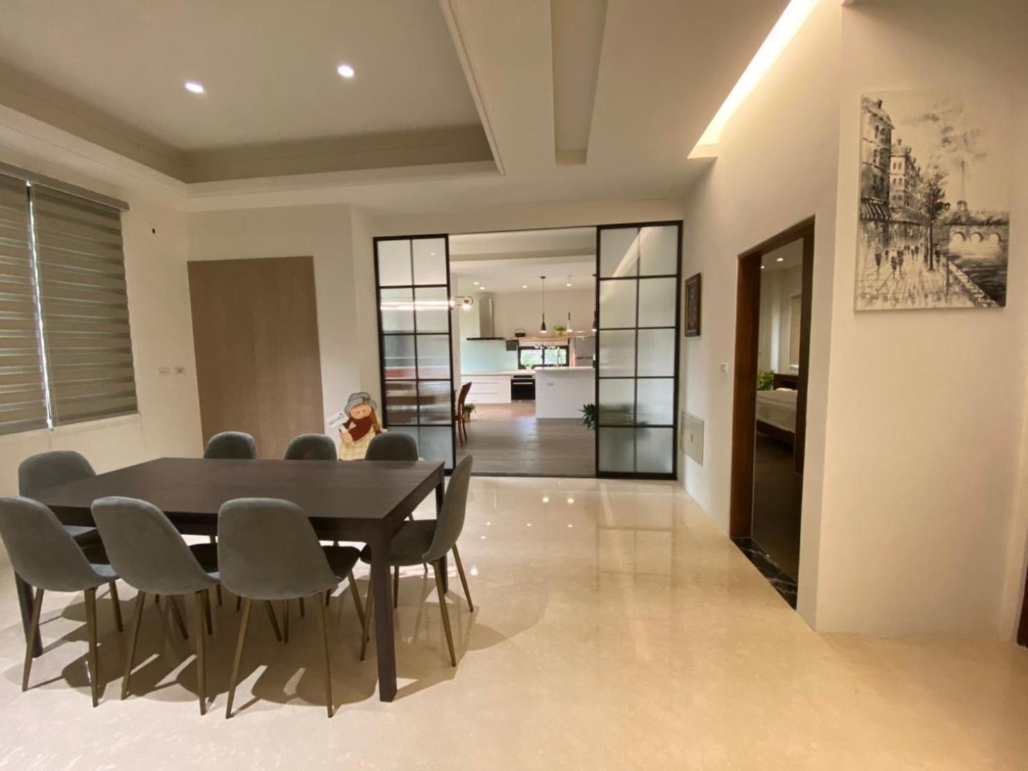 Villa photo 3