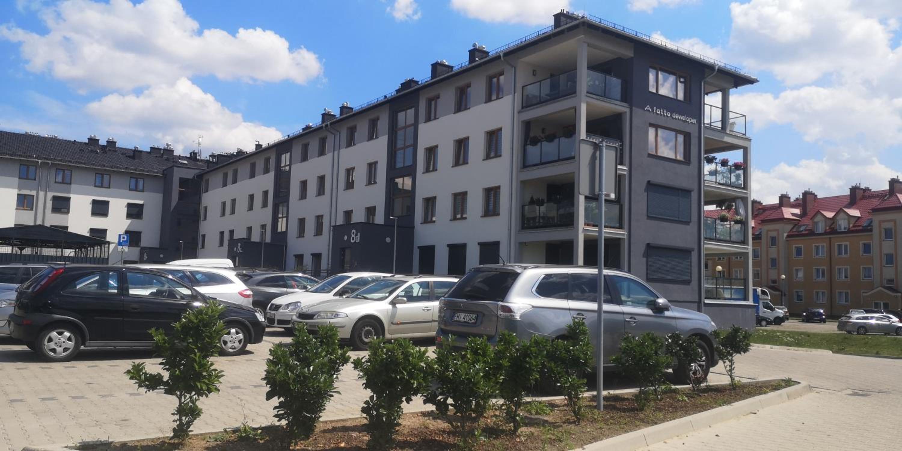 Apartment with Terrace - Photo 9