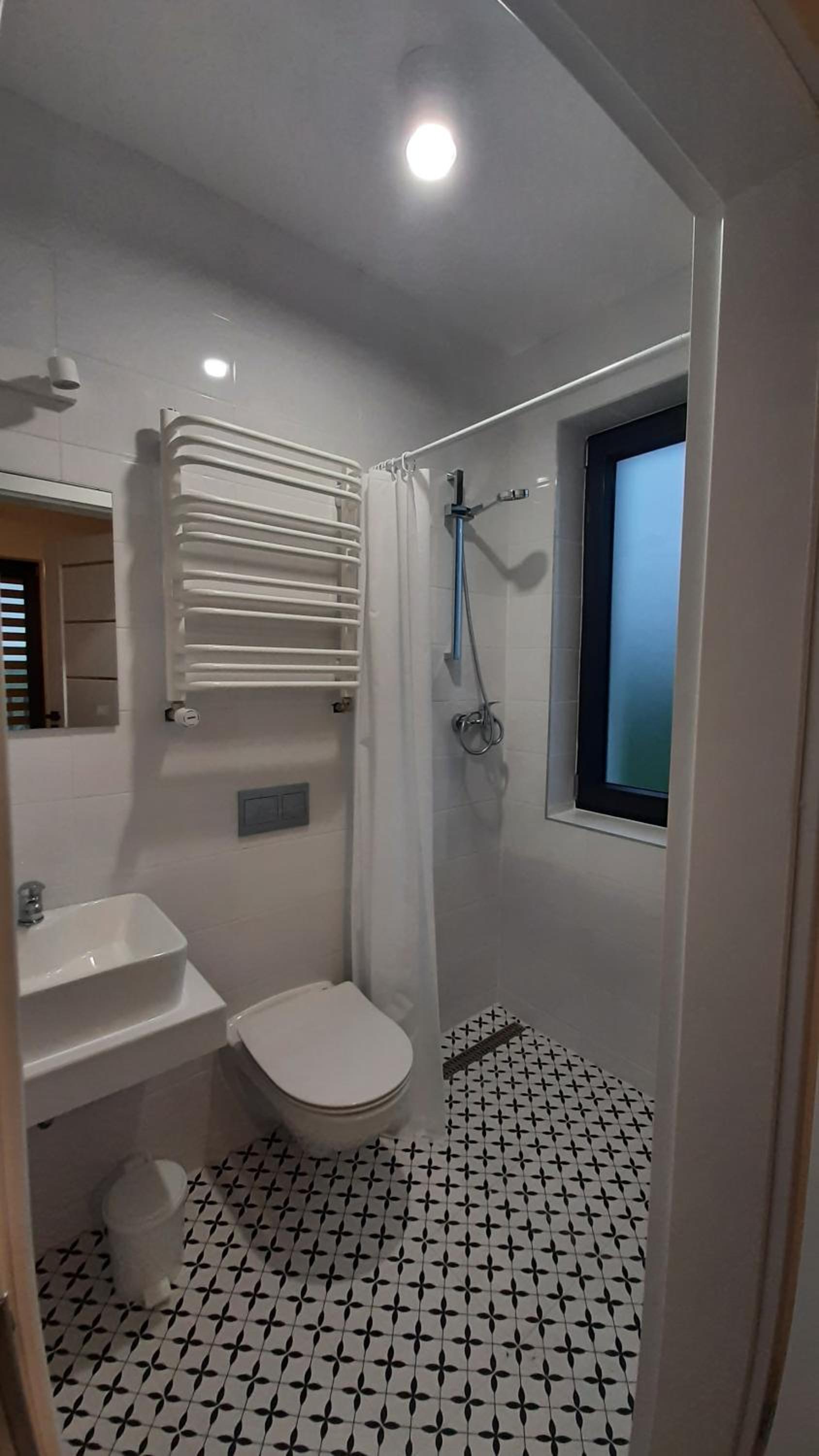 Double Room with Private Bathroom photo 3