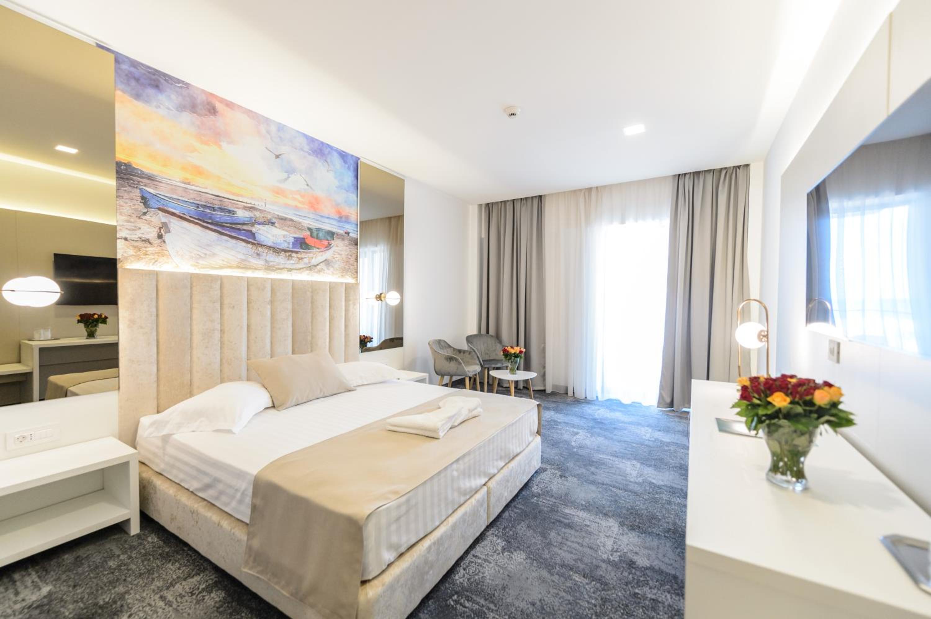Mirage Beach Spa Hotel