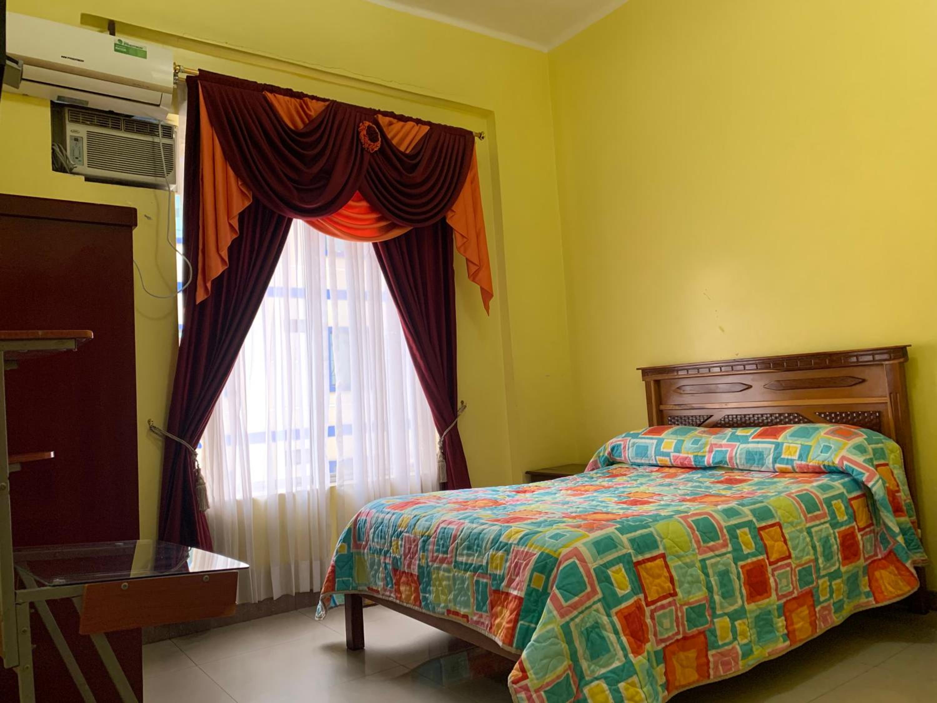 Double Room with Private Bathroom photo 1
