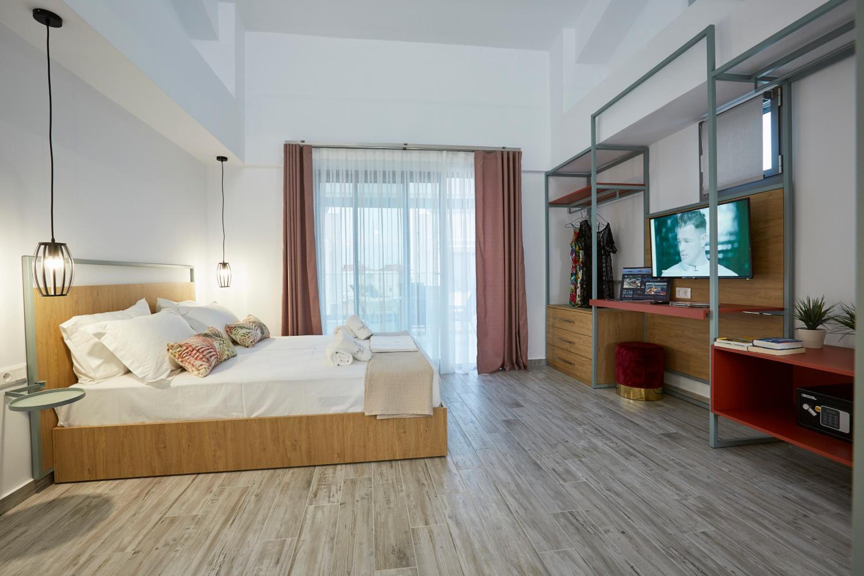 Classic Quadruple Room