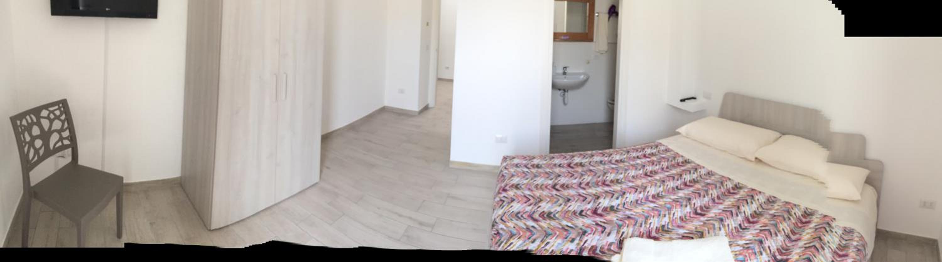 Double Room with Private Bathroom photo 3