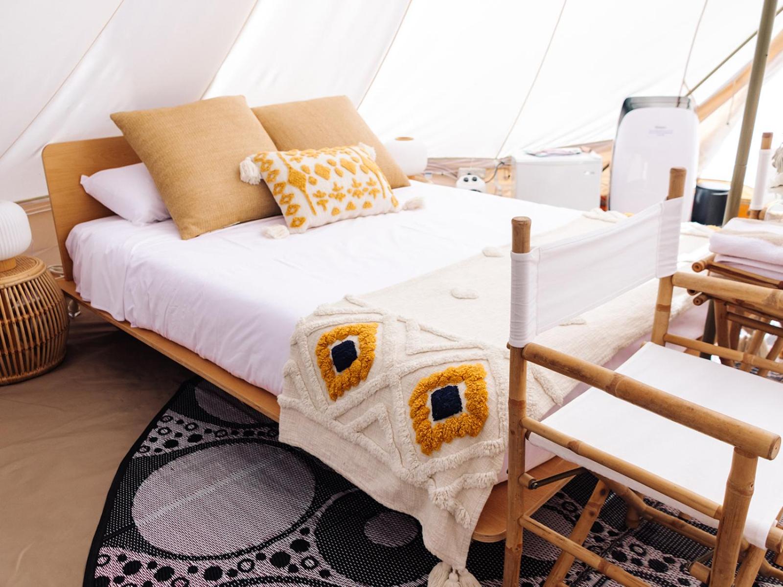 Deluxe Bell Tent photo 1