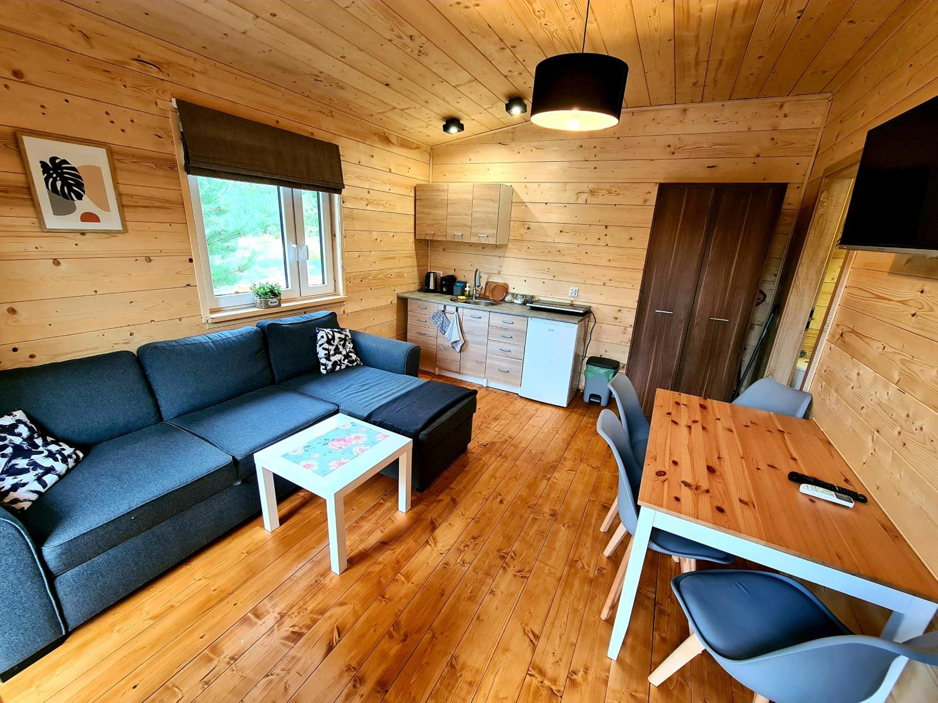 One-Bedroom House photo 1