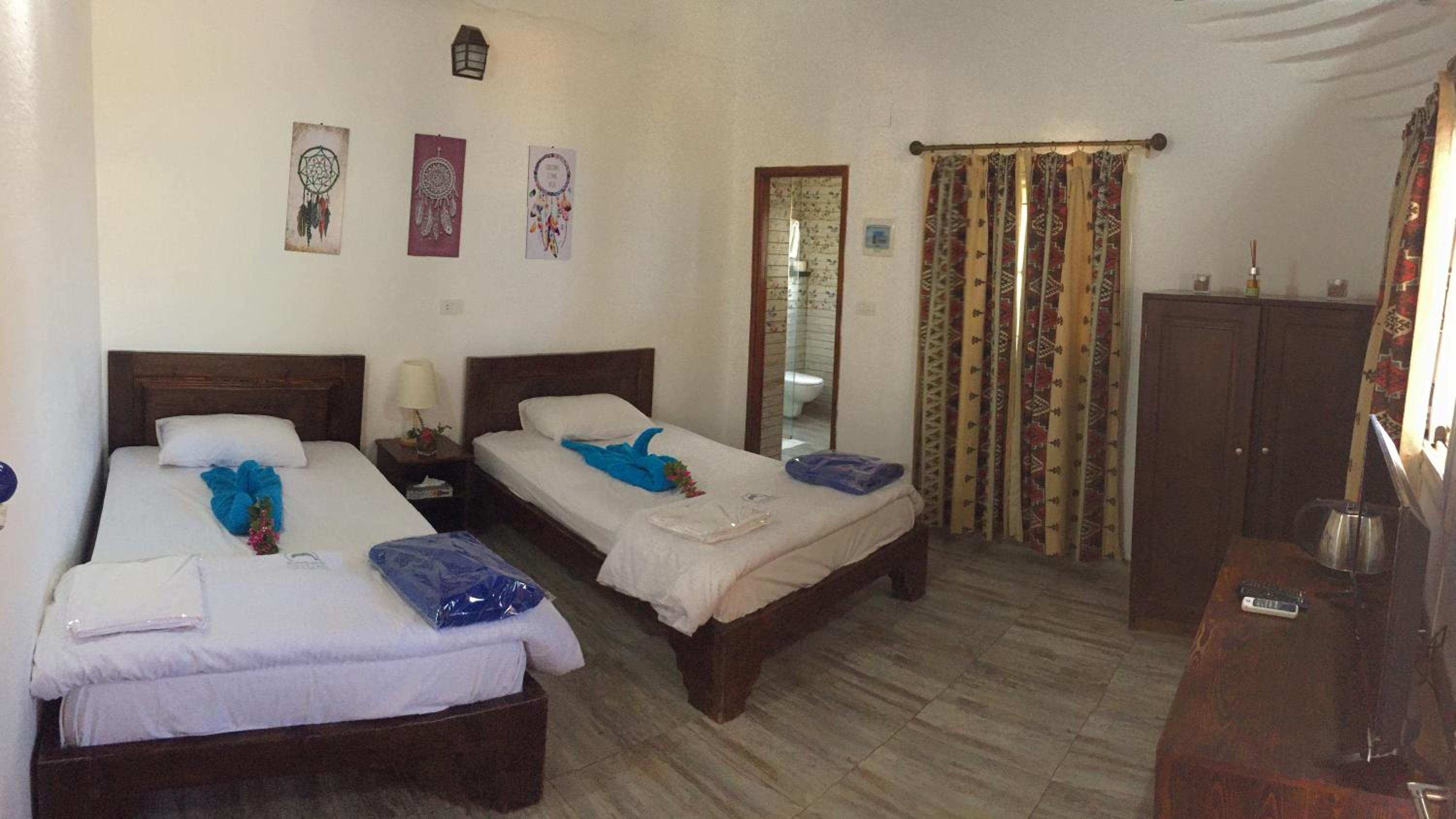 Deluxe Twin Room with Sea View photo 2