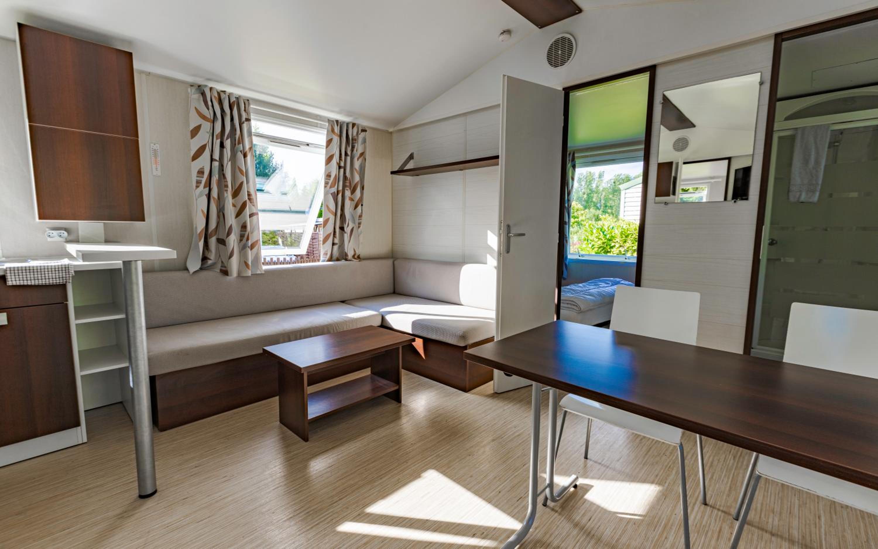Two-Bedroom Bungalow - Photo 6