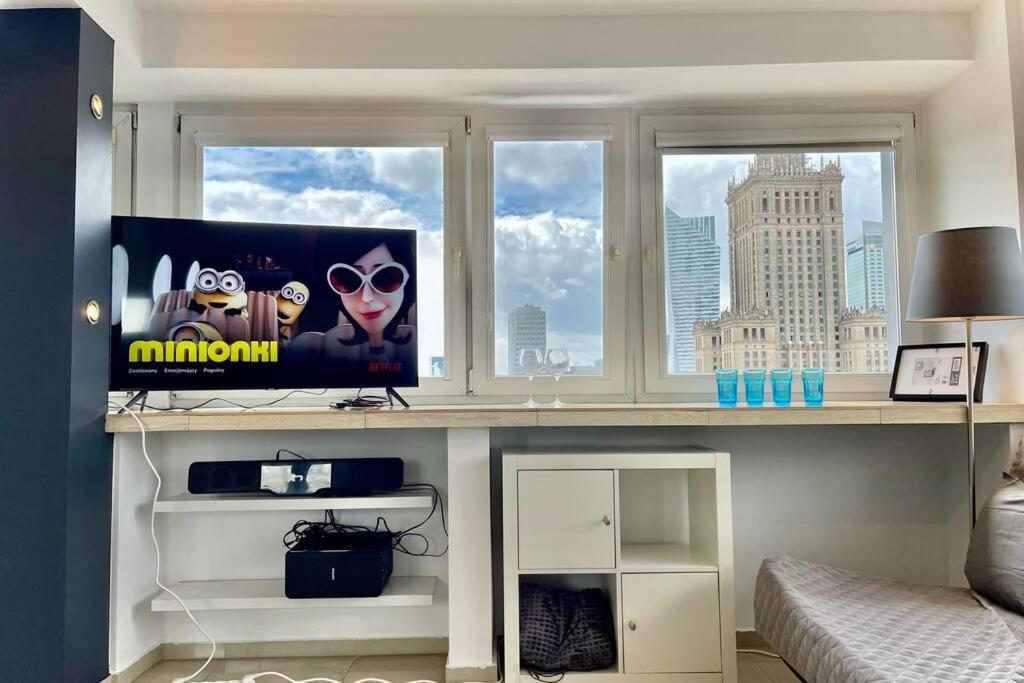 One-Bedroom Apartment - Photo 3