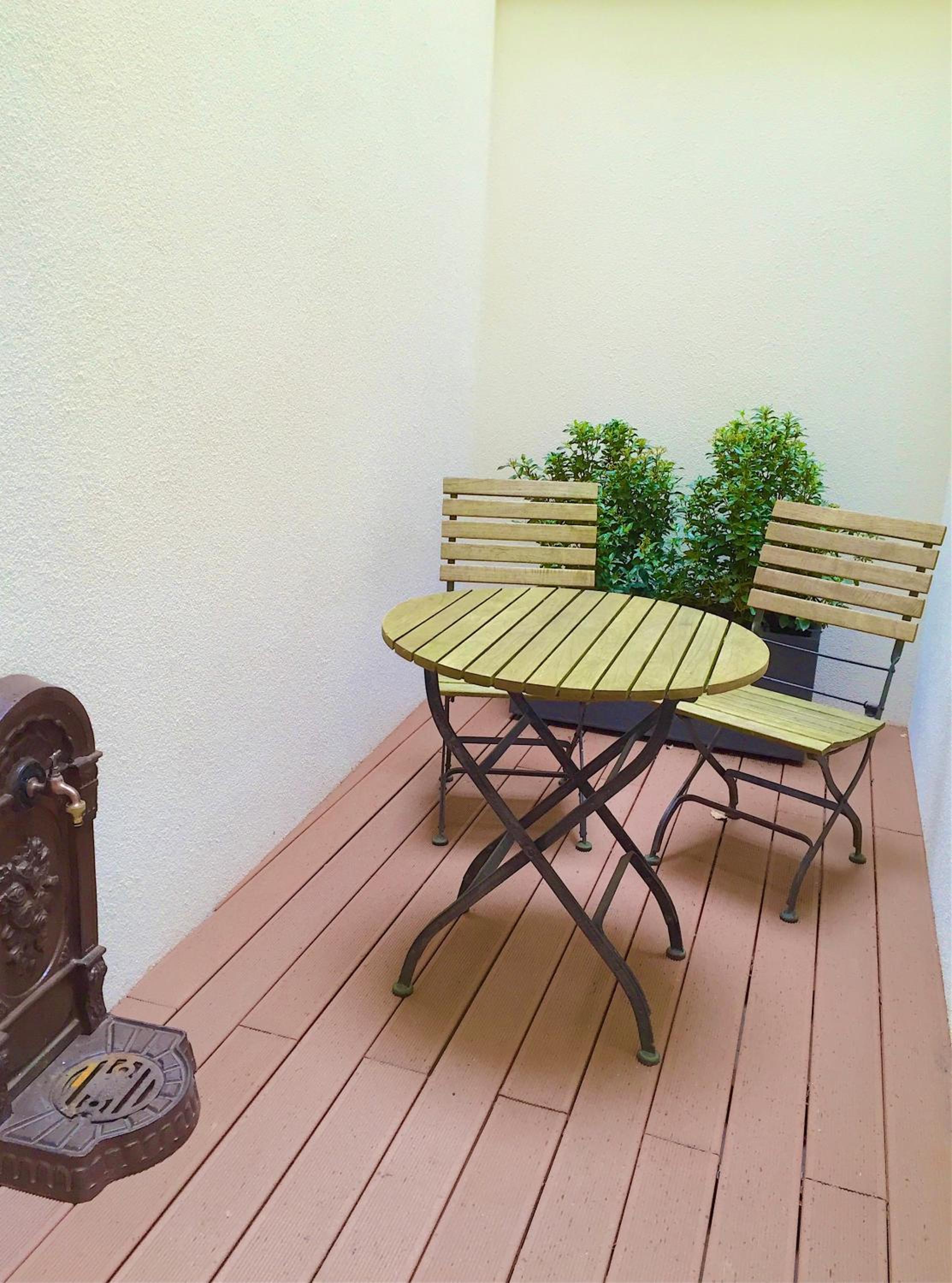 One-Bedroom Apartment with Balcony photo 1