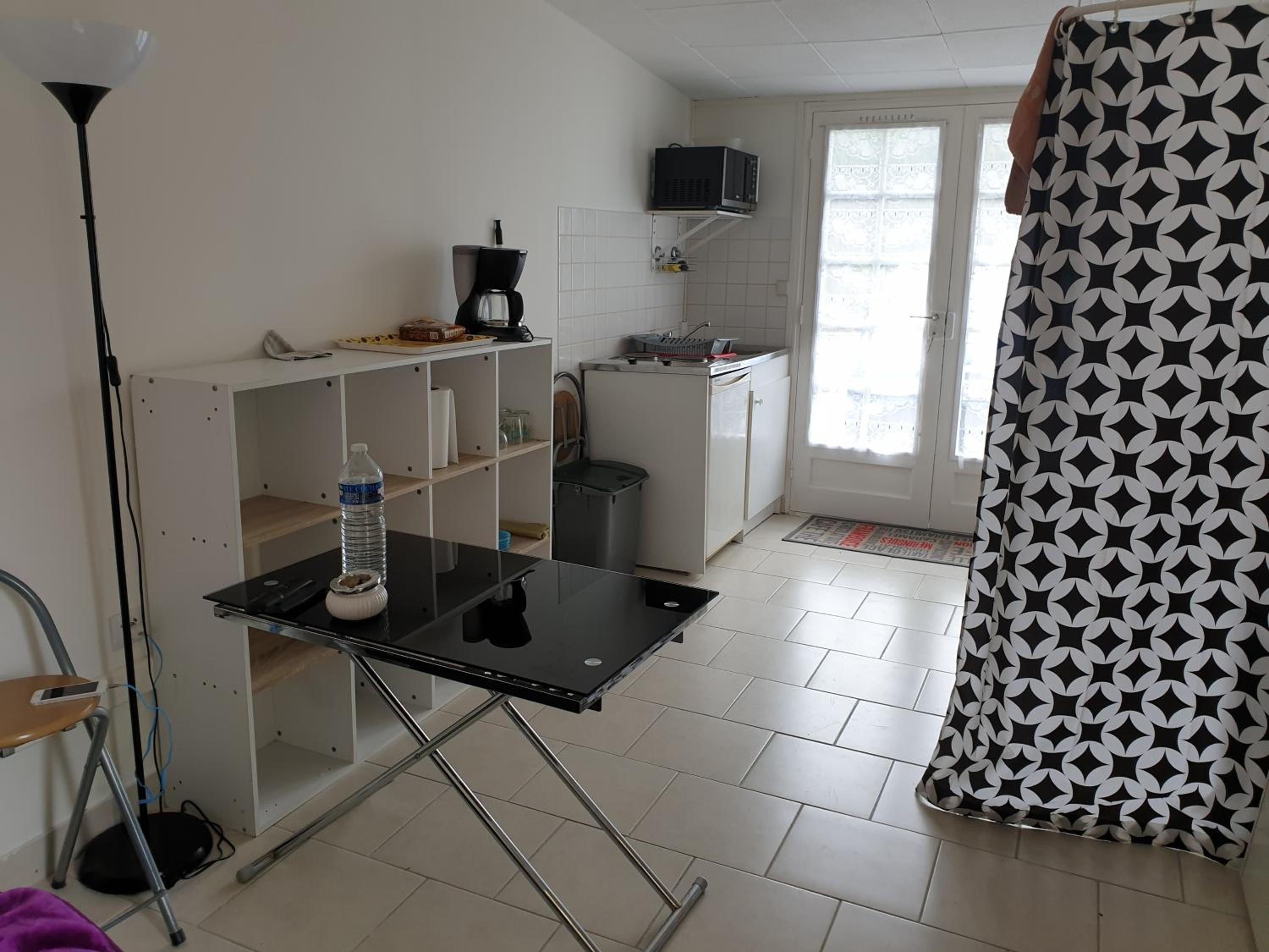 Studio Apartment photo 2