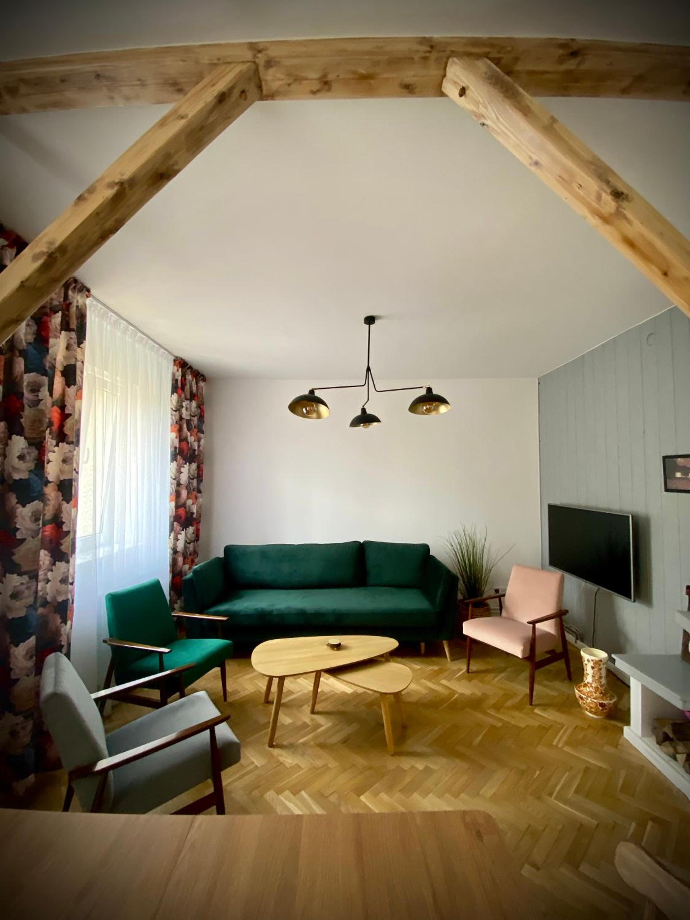 Two-Bedroom Apartment - Photo 19