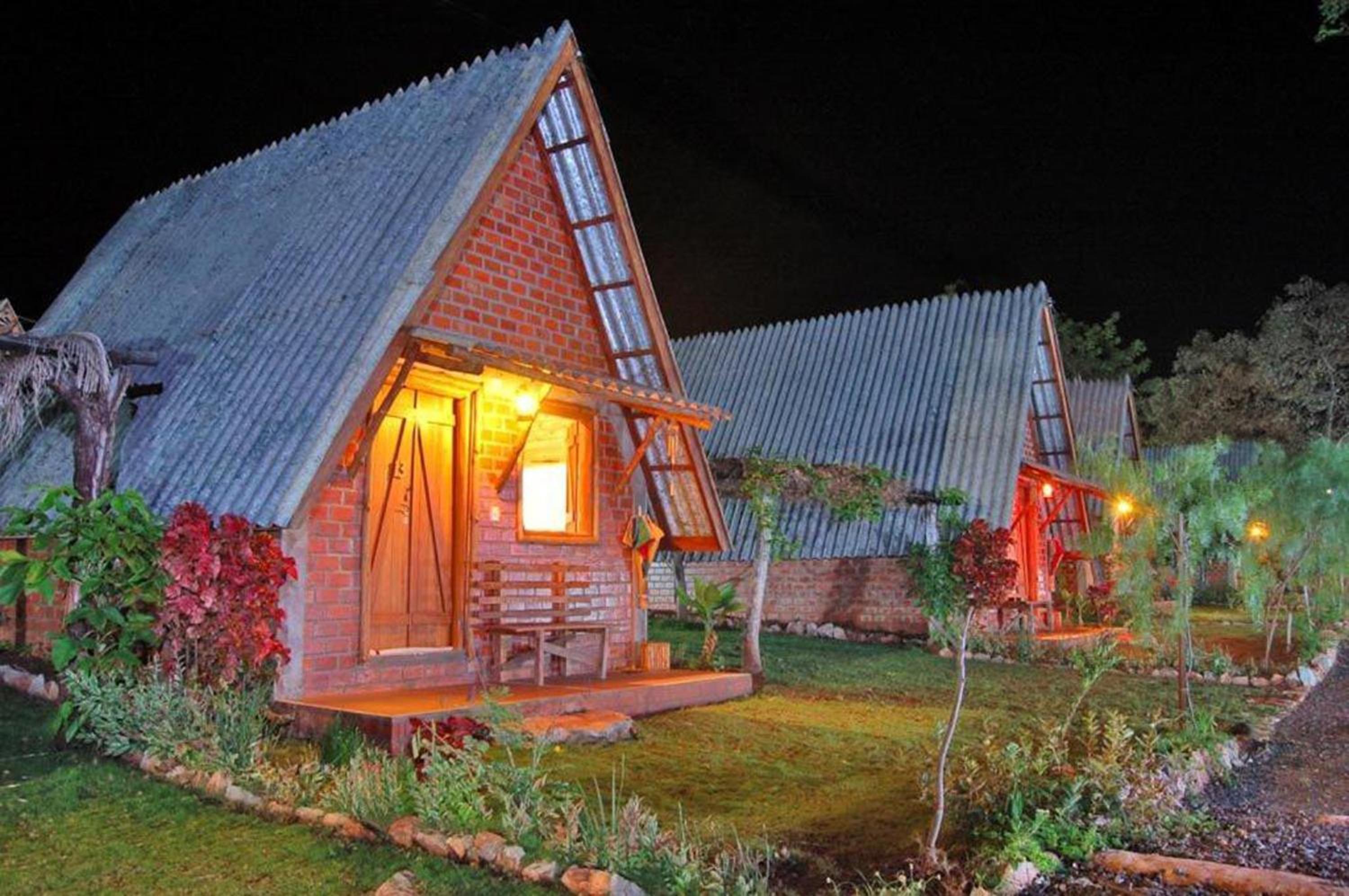 Chalet (5 Adults) photo 3