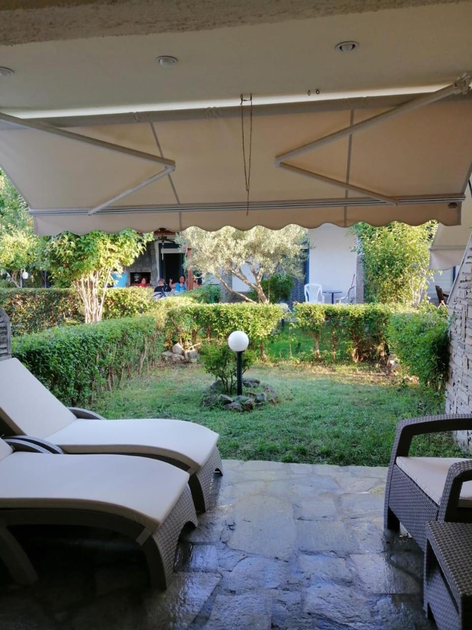 Three-Bedroom House photo 2