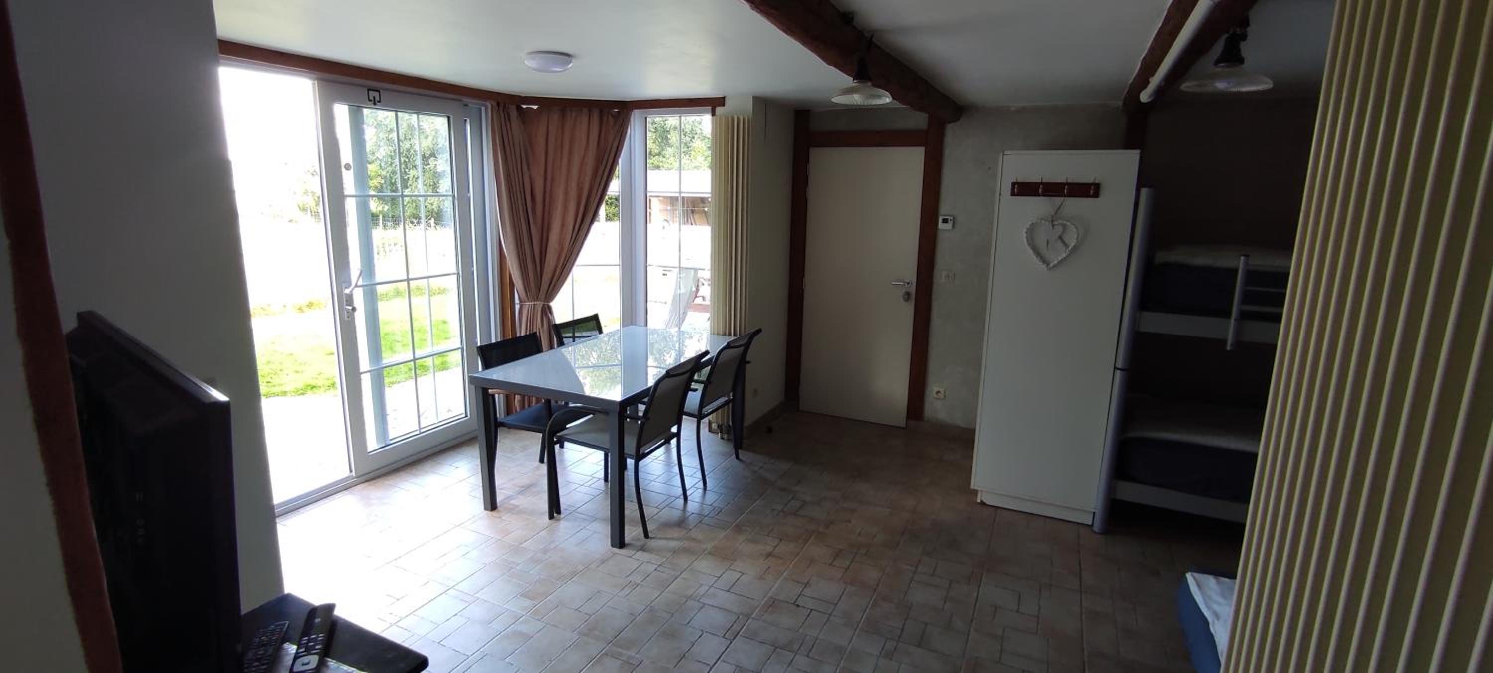 Studio Apartment photo 2