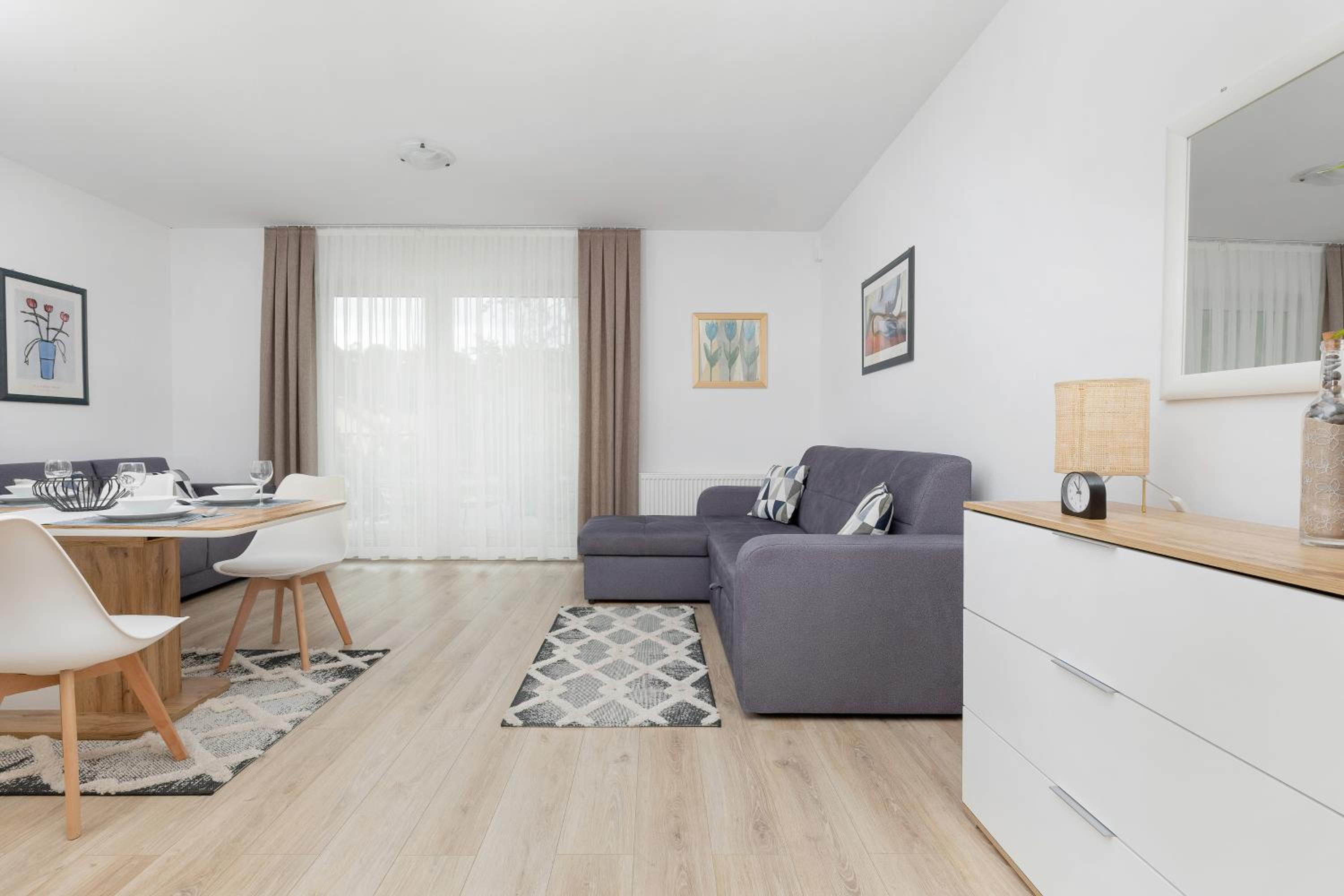 Apartment photo 1