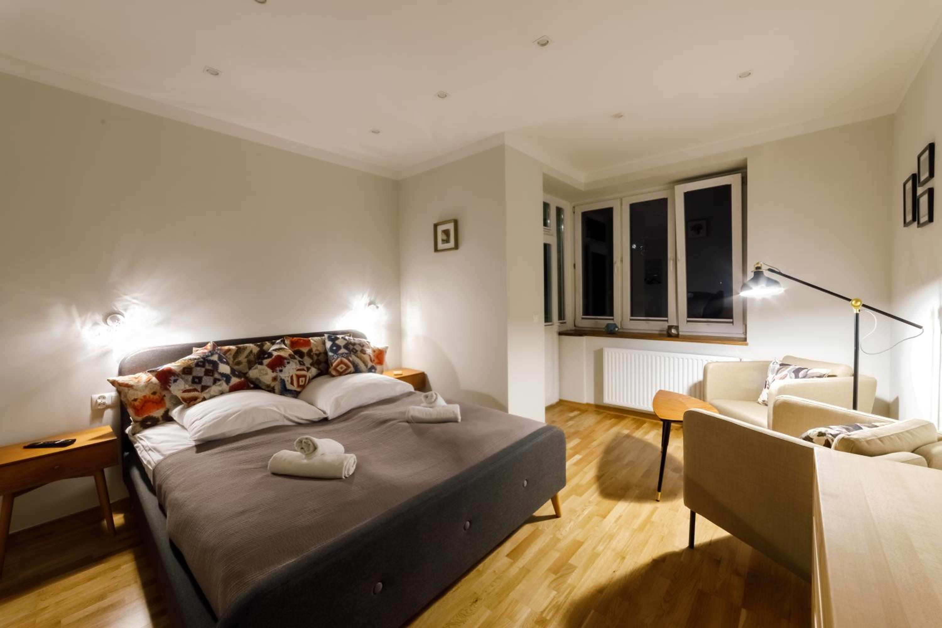 Studio Apartment
