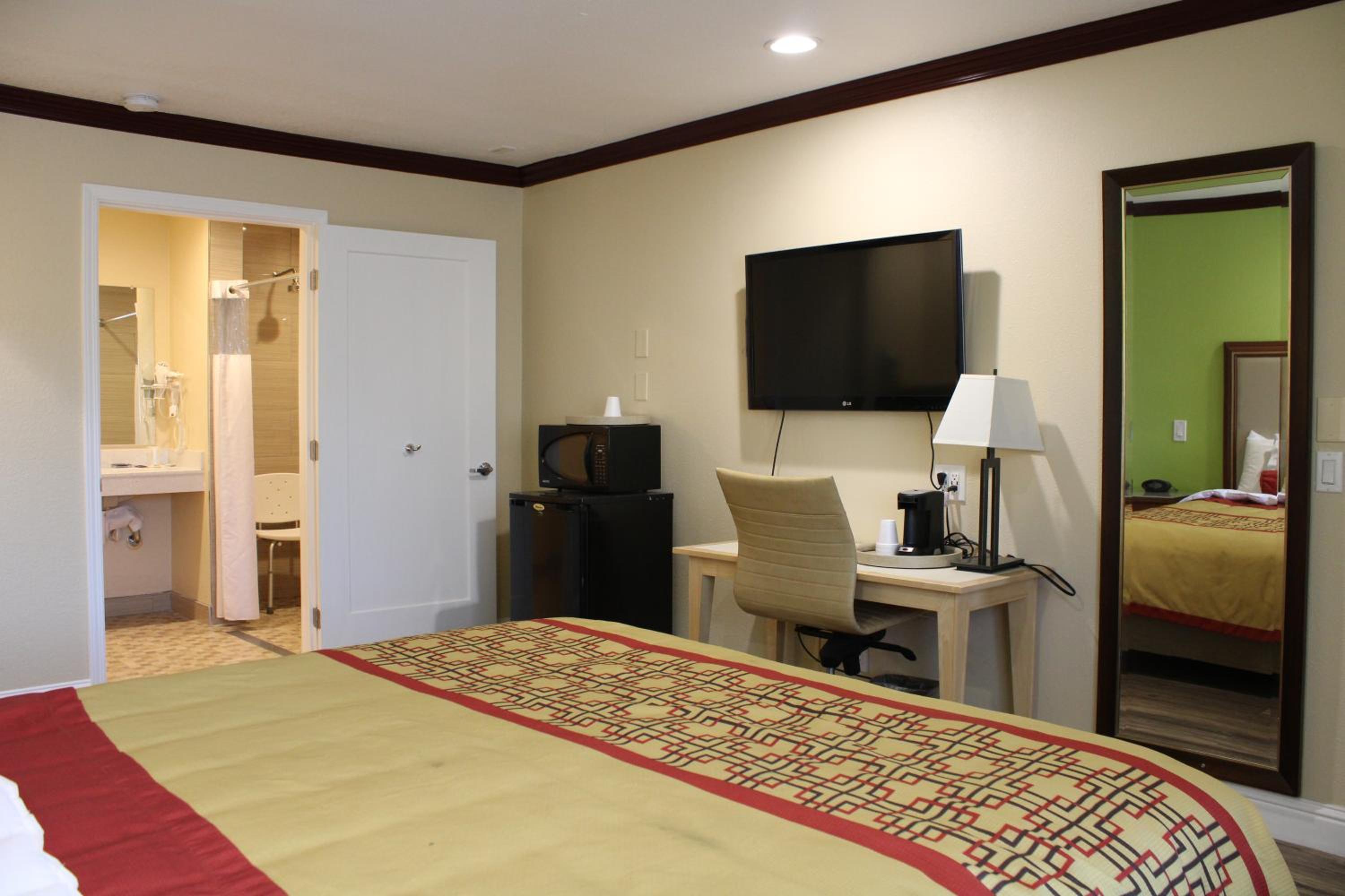 King Room - Disability Access photo 1