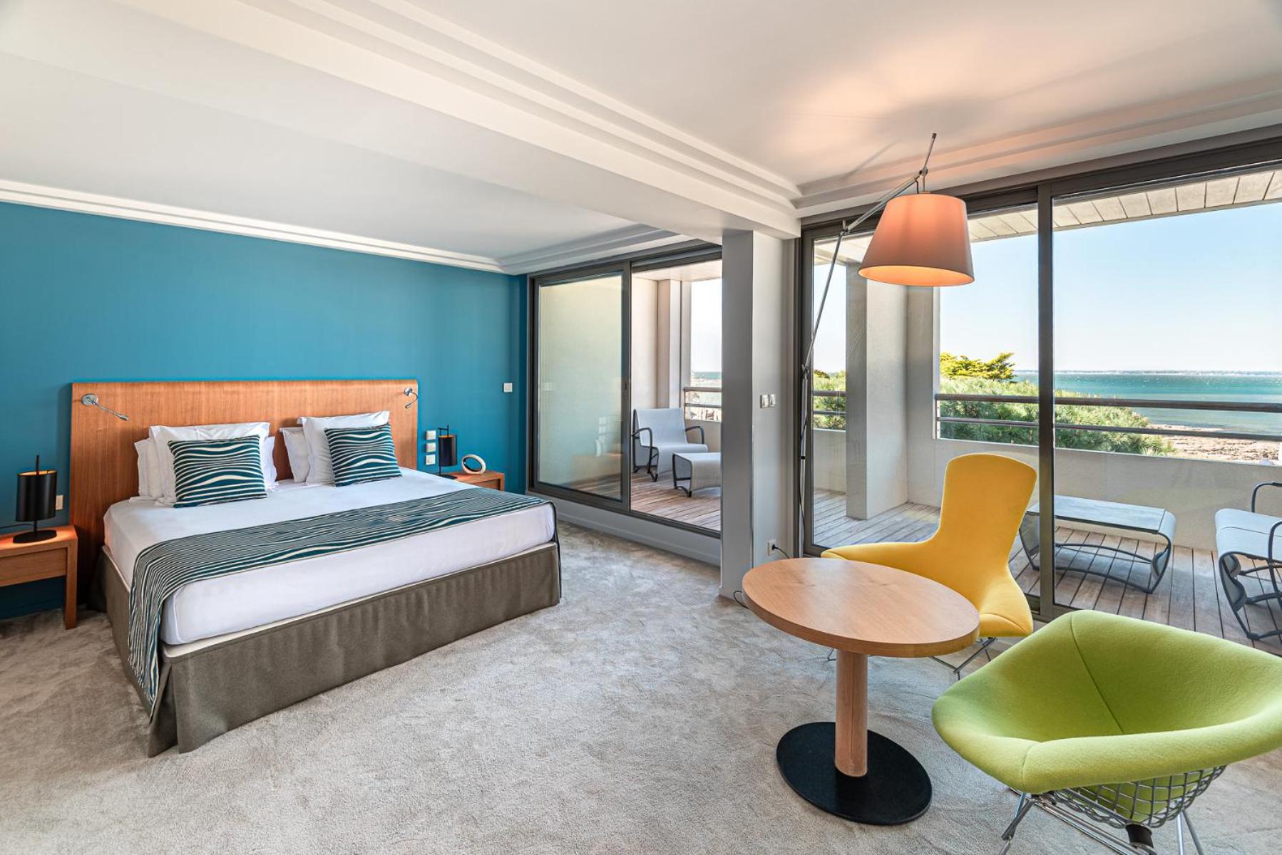 Junior Suite with Sea View photo 2