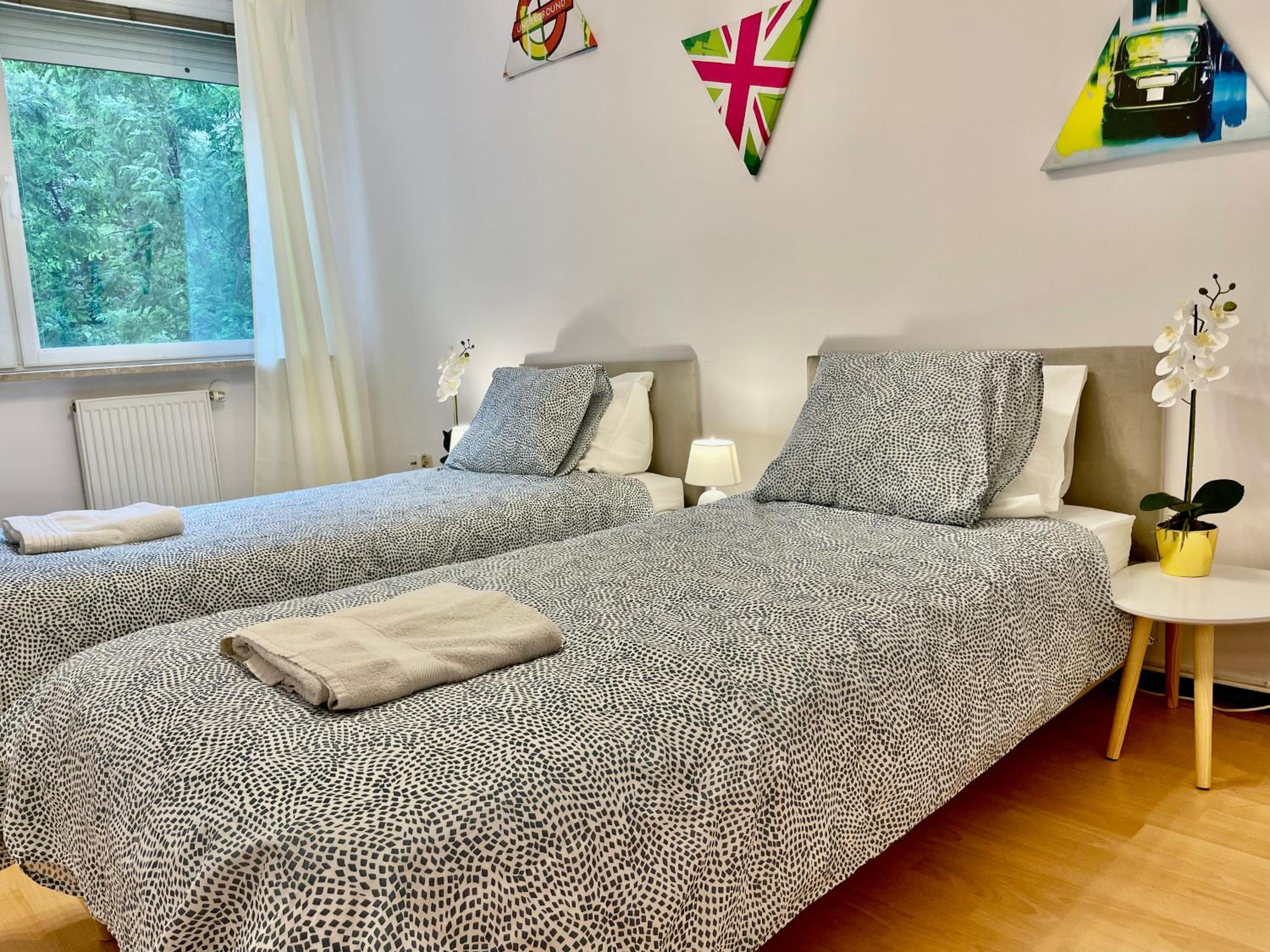 Three-Bedroom Apartment - Photo 21