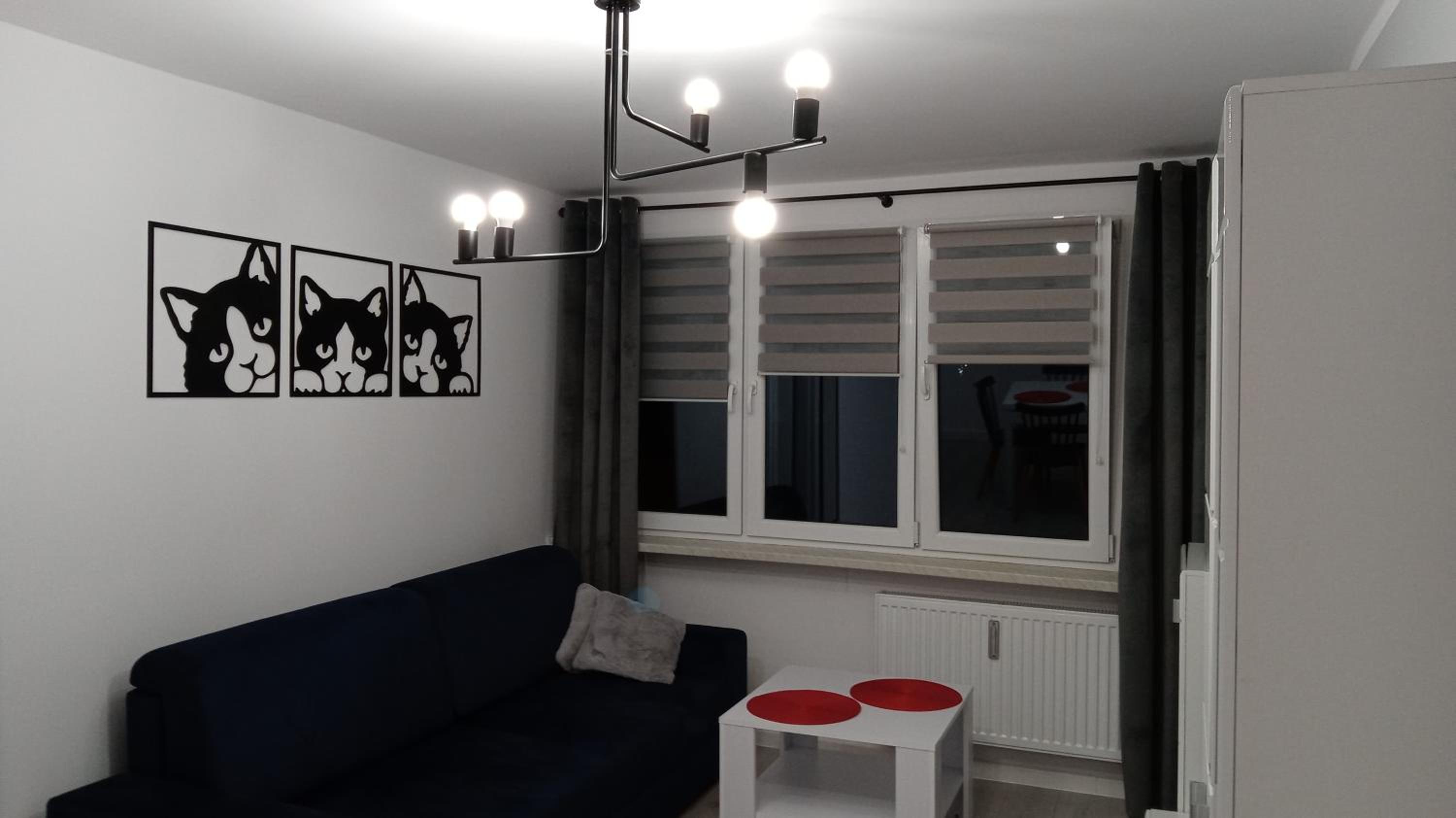 One-Bedroom Apartment - Photo 2