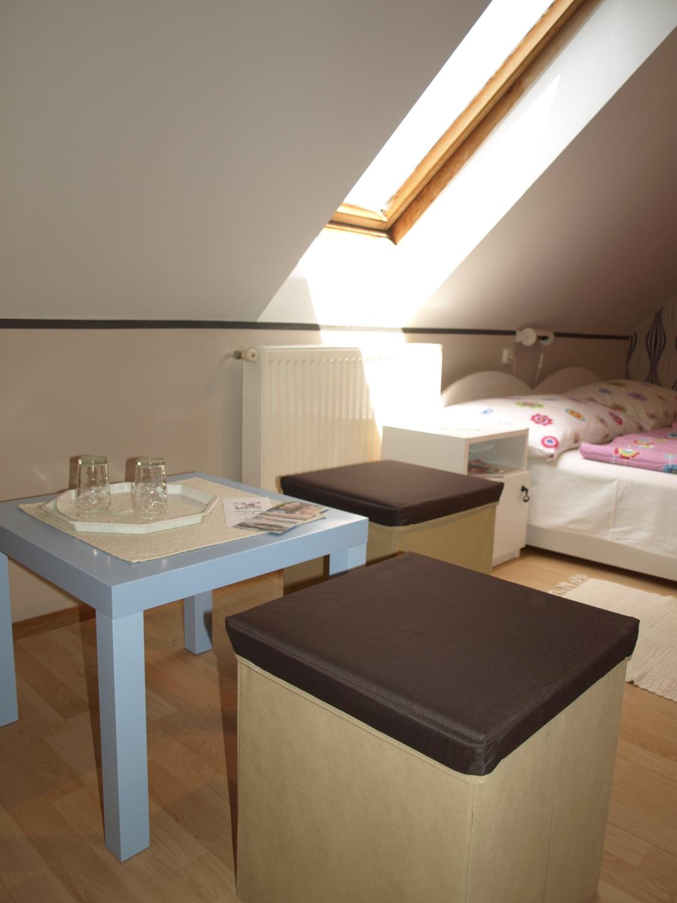 Family Room - Photo 8