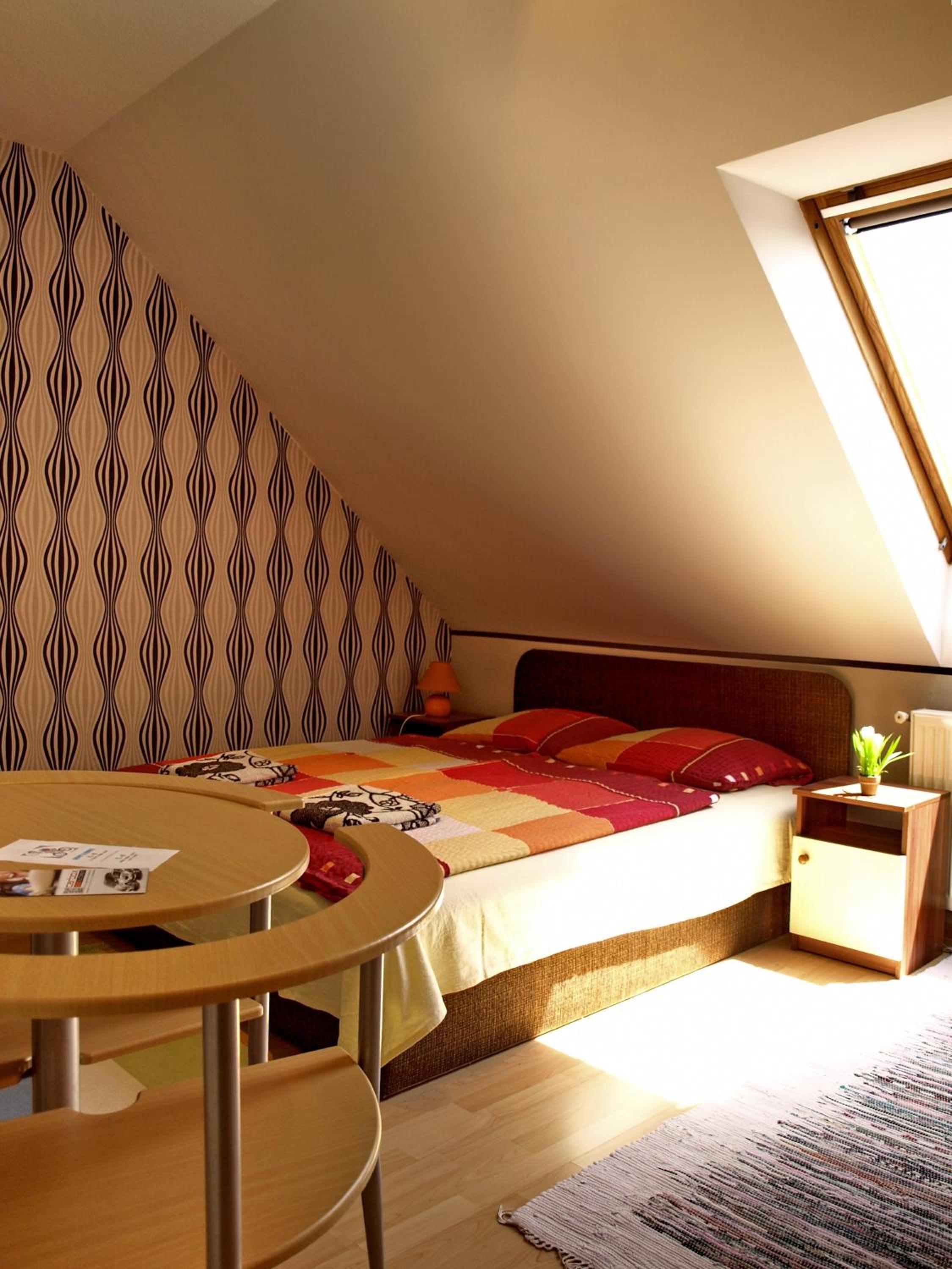 Double or Twin Room - Photo 5