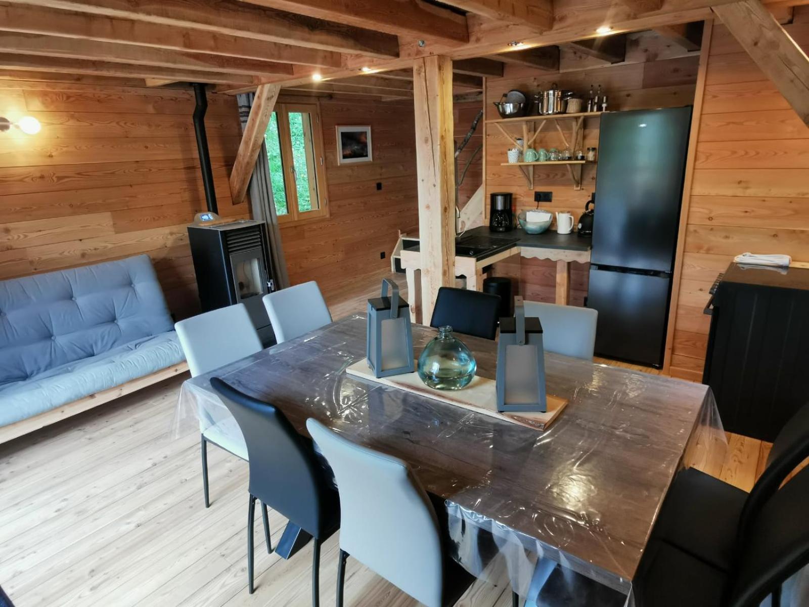 Superior Chalet - Photo 2