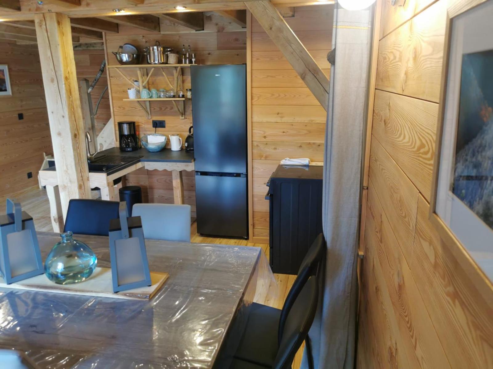 Superior Chalet - Photo 3