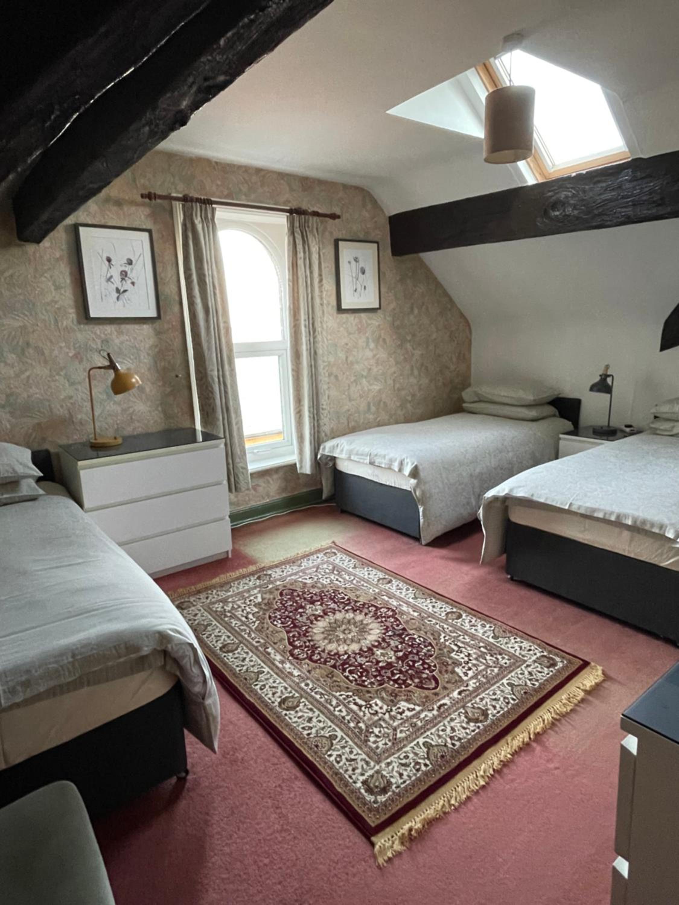 Classic Triple Room photo 2