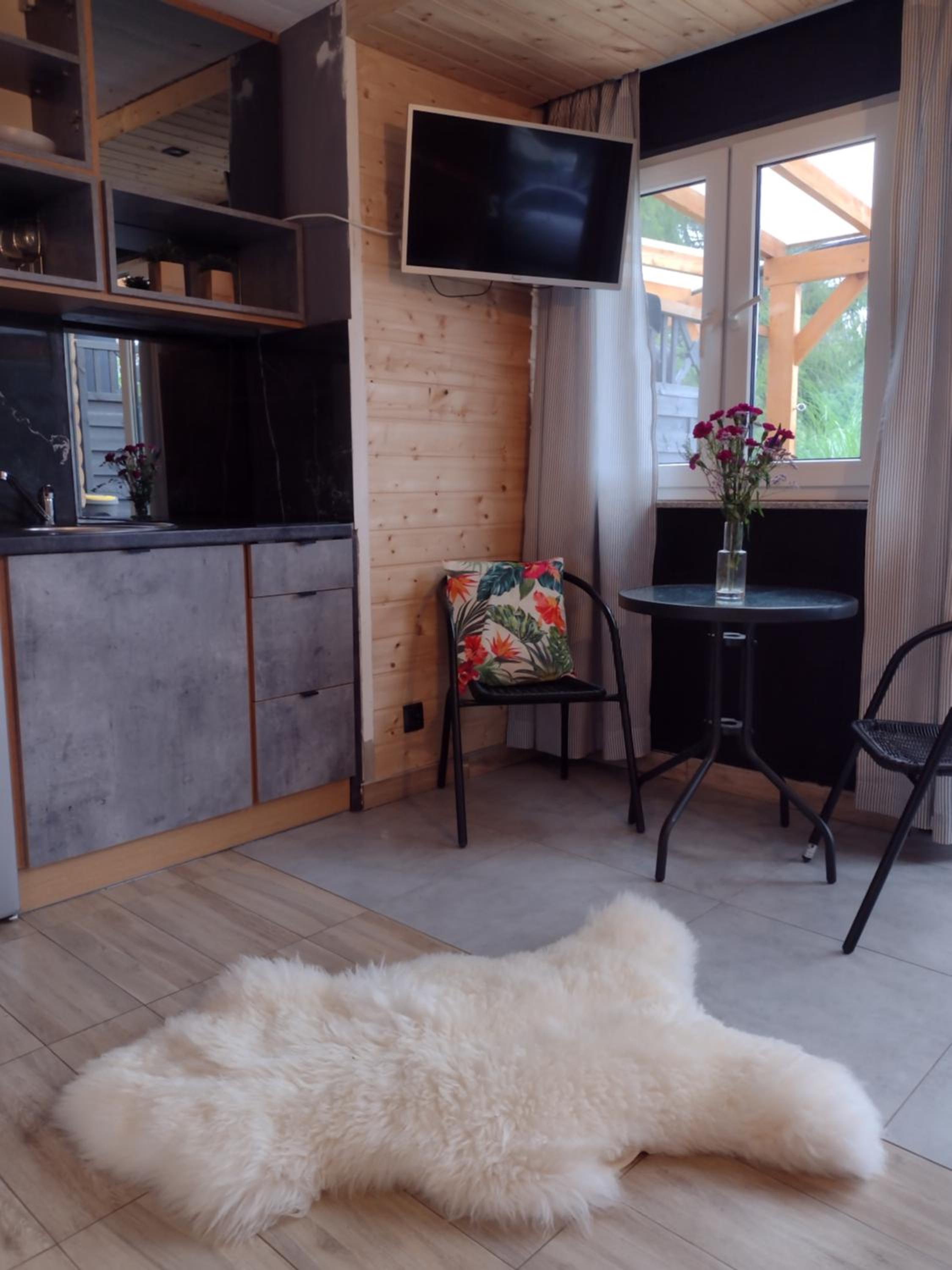 Apartment photo 3