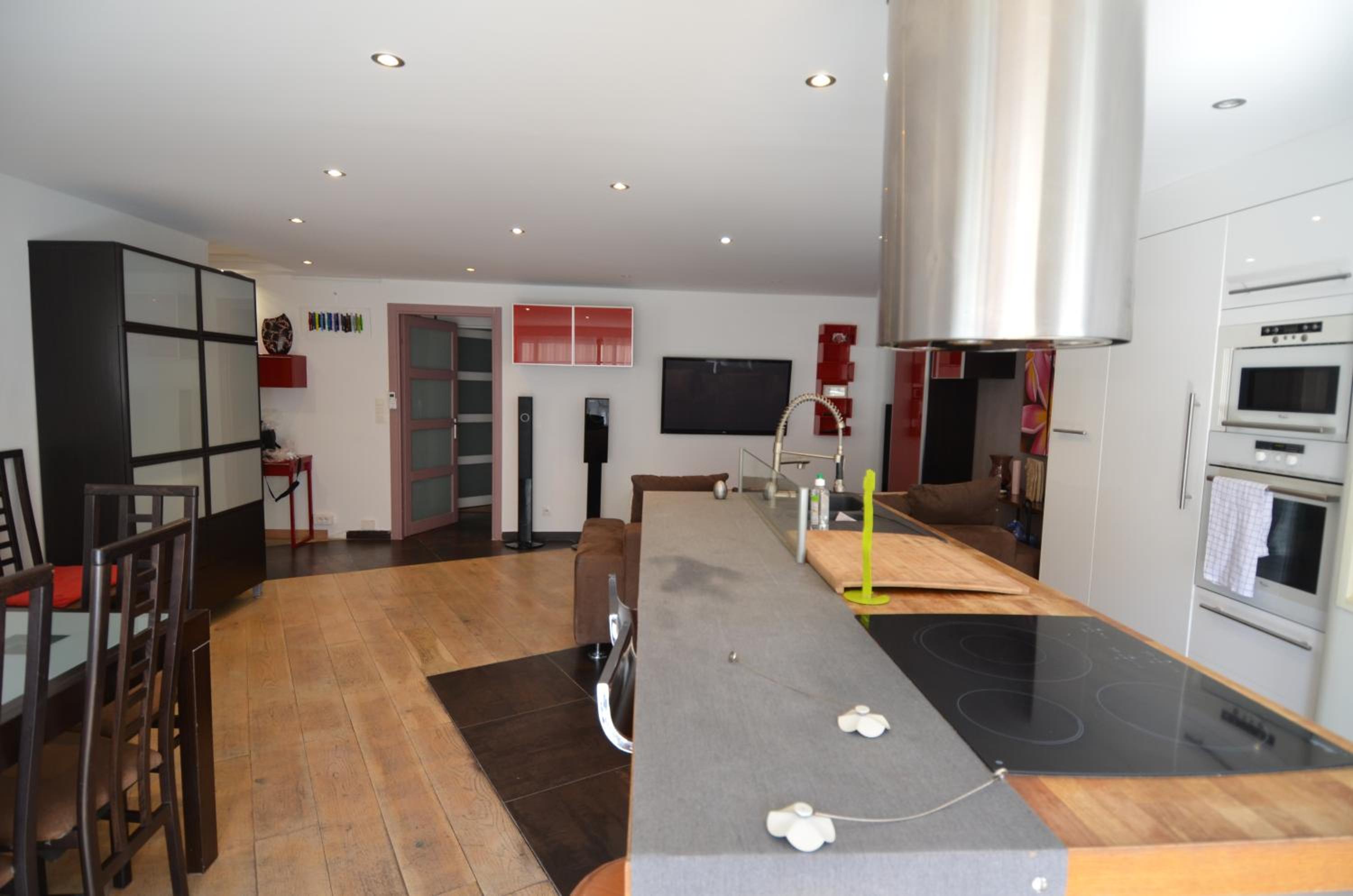 Apartment with Terrace