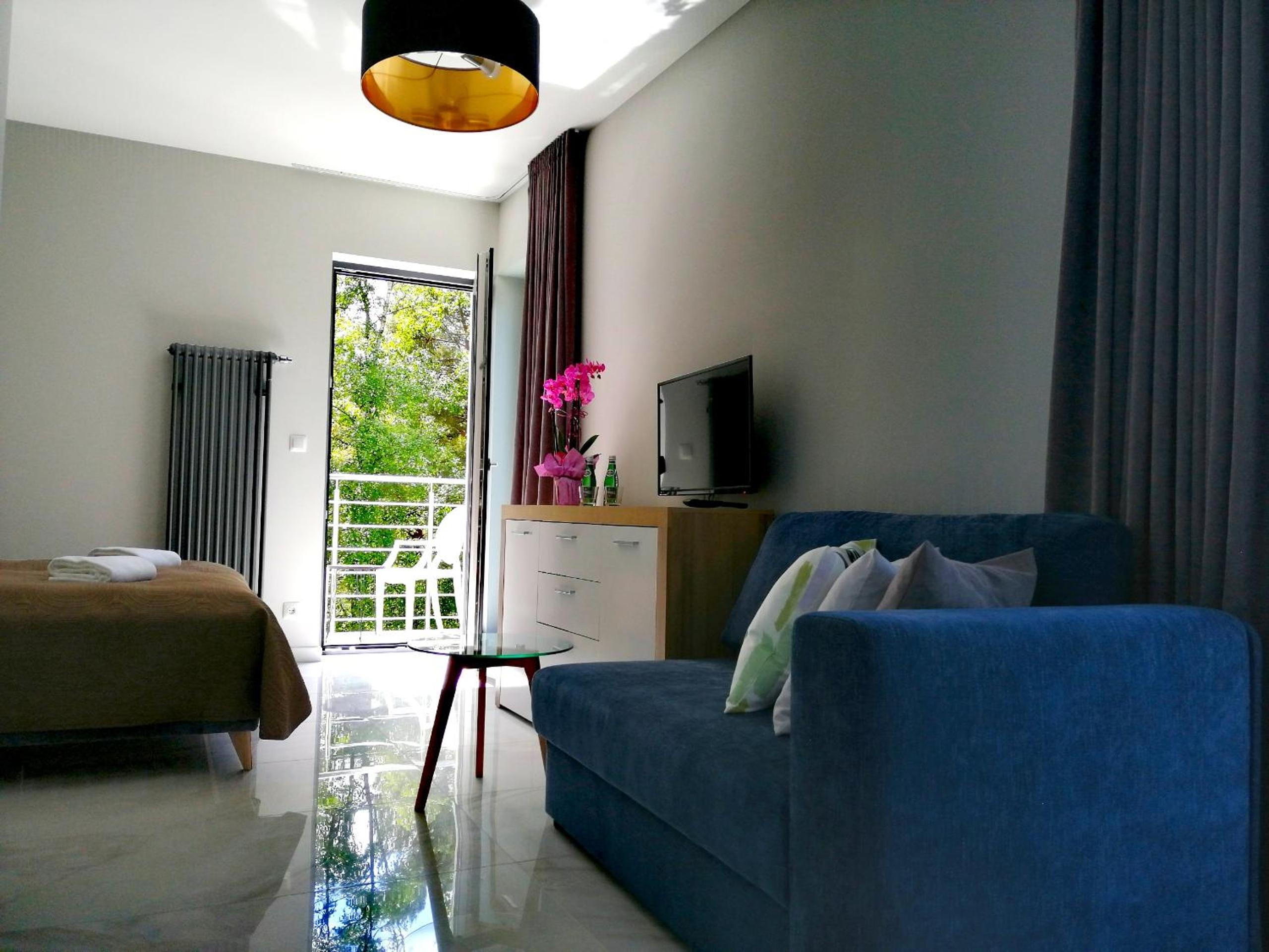 Studio Apartment photo 3