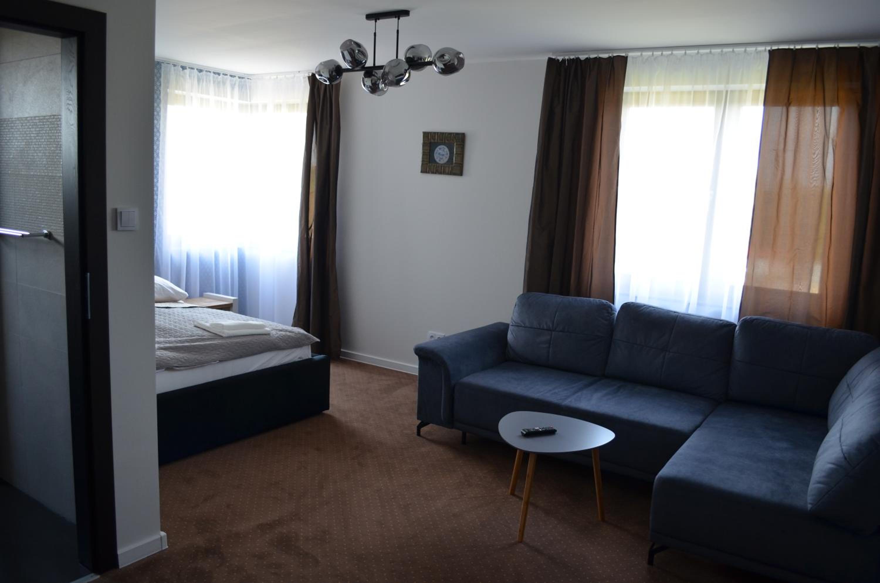 Deluxe Family Suite photo 3