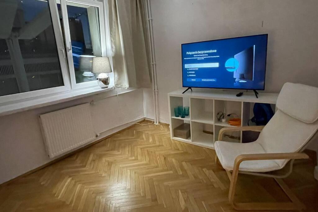 One-Bedroom Apartment - Photo 15