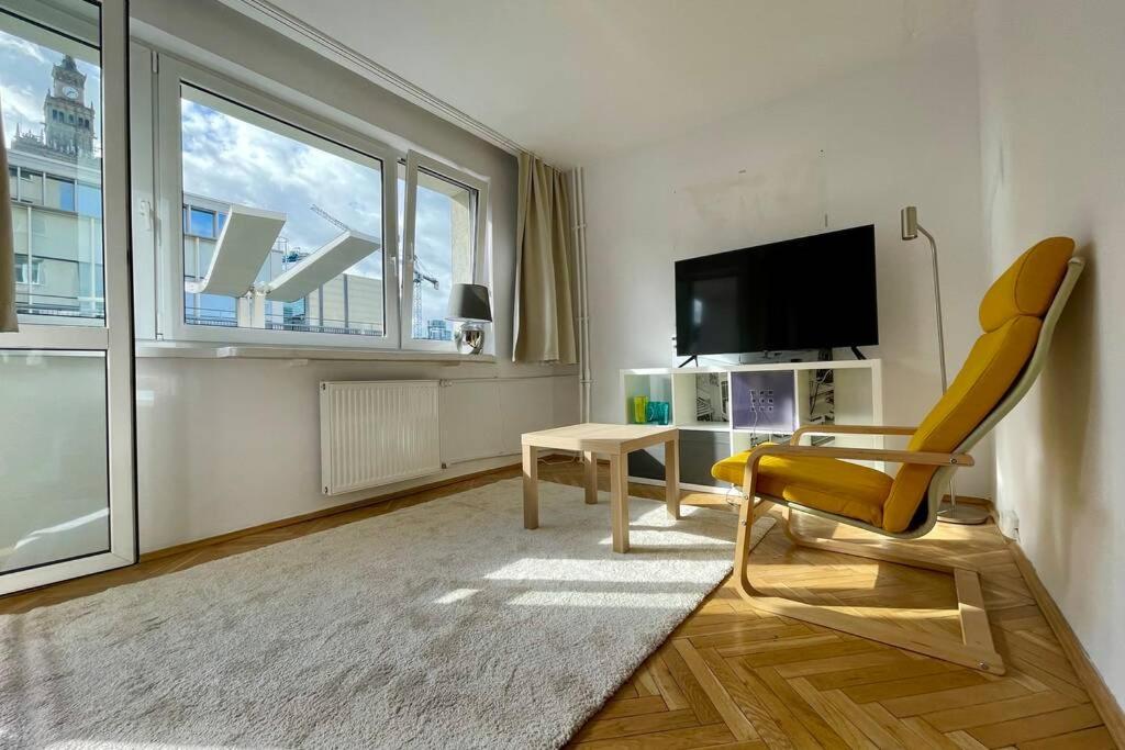One-Bedroom Apartment - Photo 26